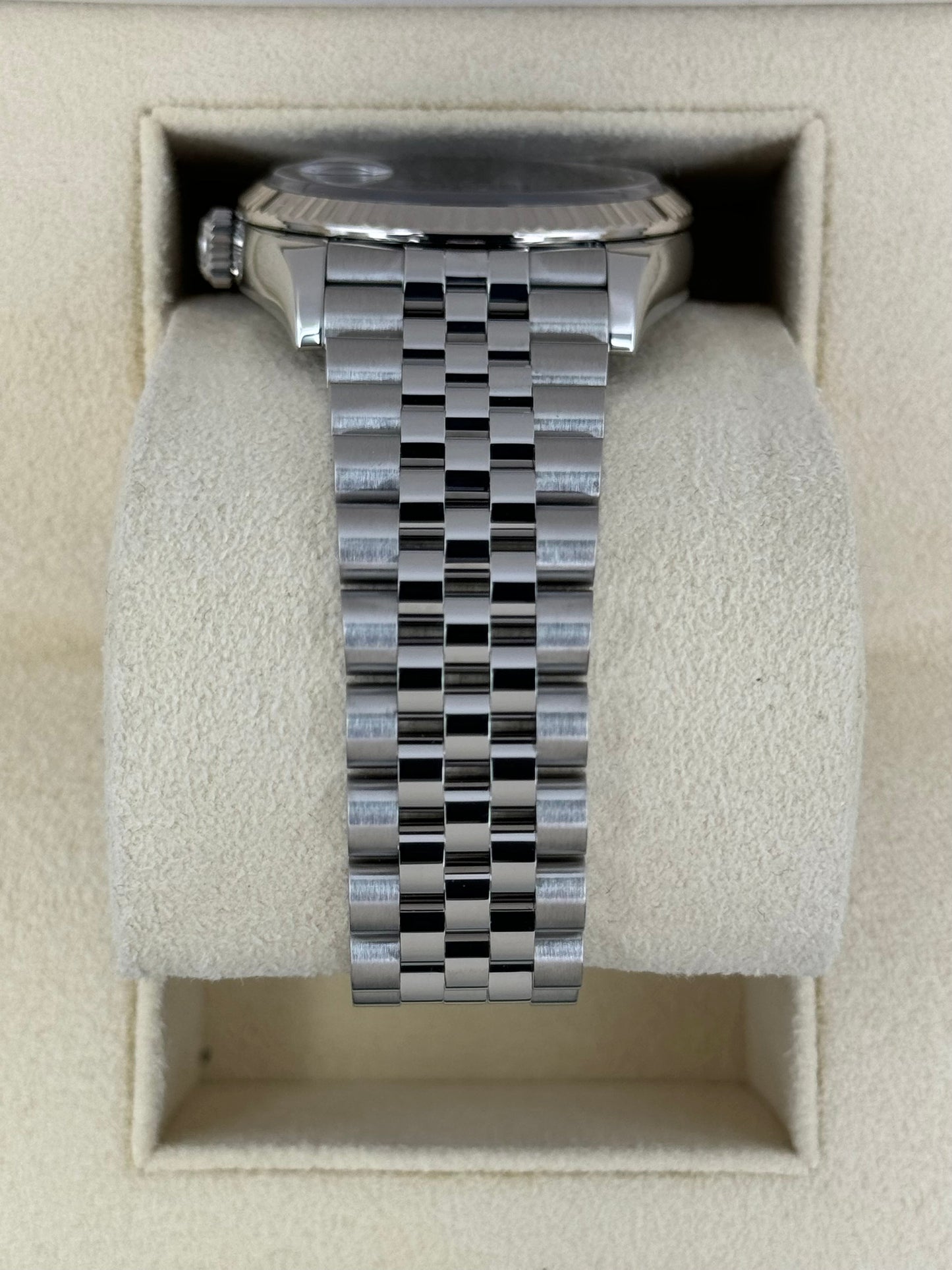 2023 Rolex Datejust 36mm 126234 Stainless Steel Jubilee Purple Dial - MyWatchLLC