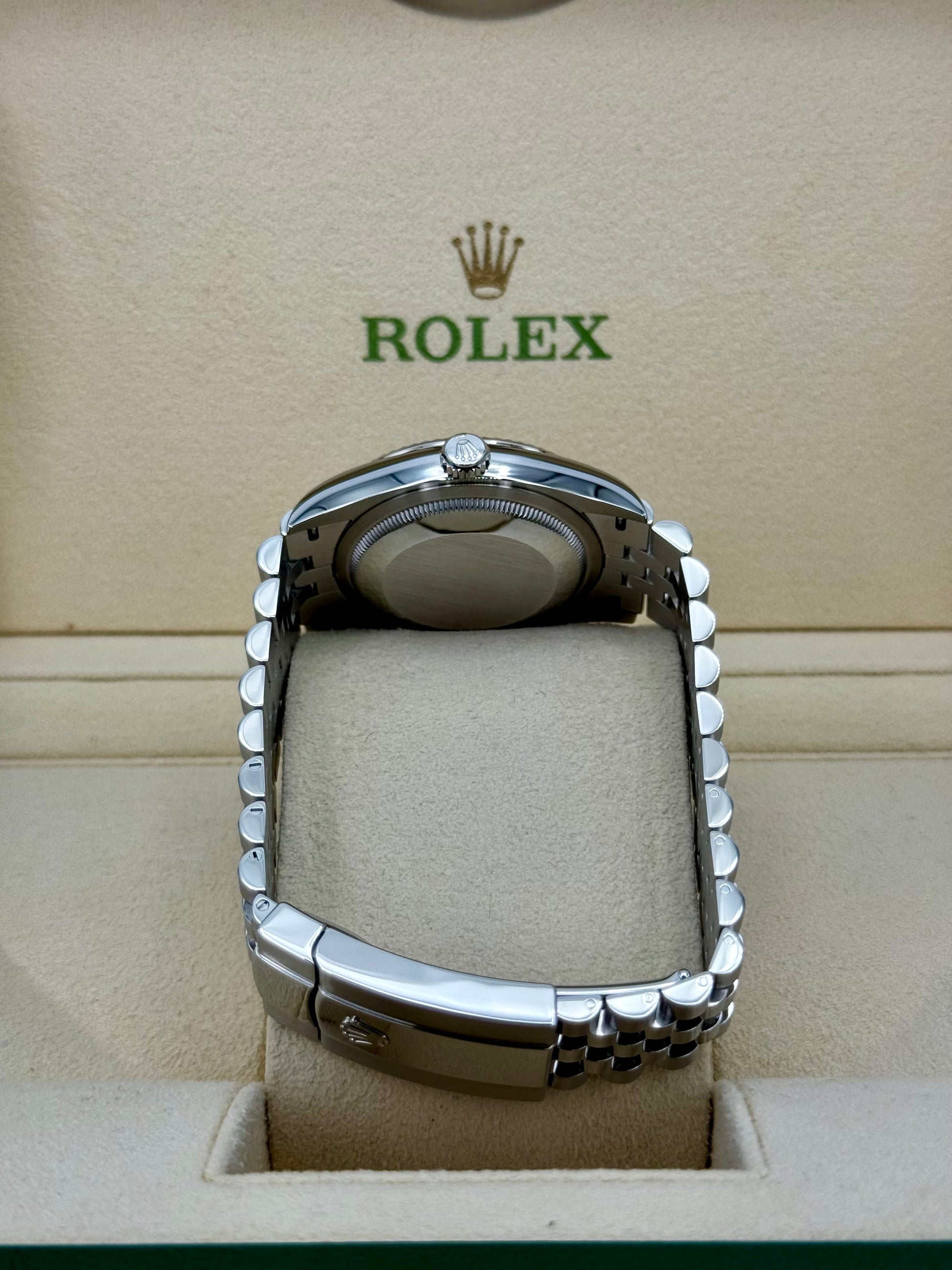 2023 Rolex Datejust 36mm 126234 Stainless Steel Jubilee Purple Dial - MyWatchLLC