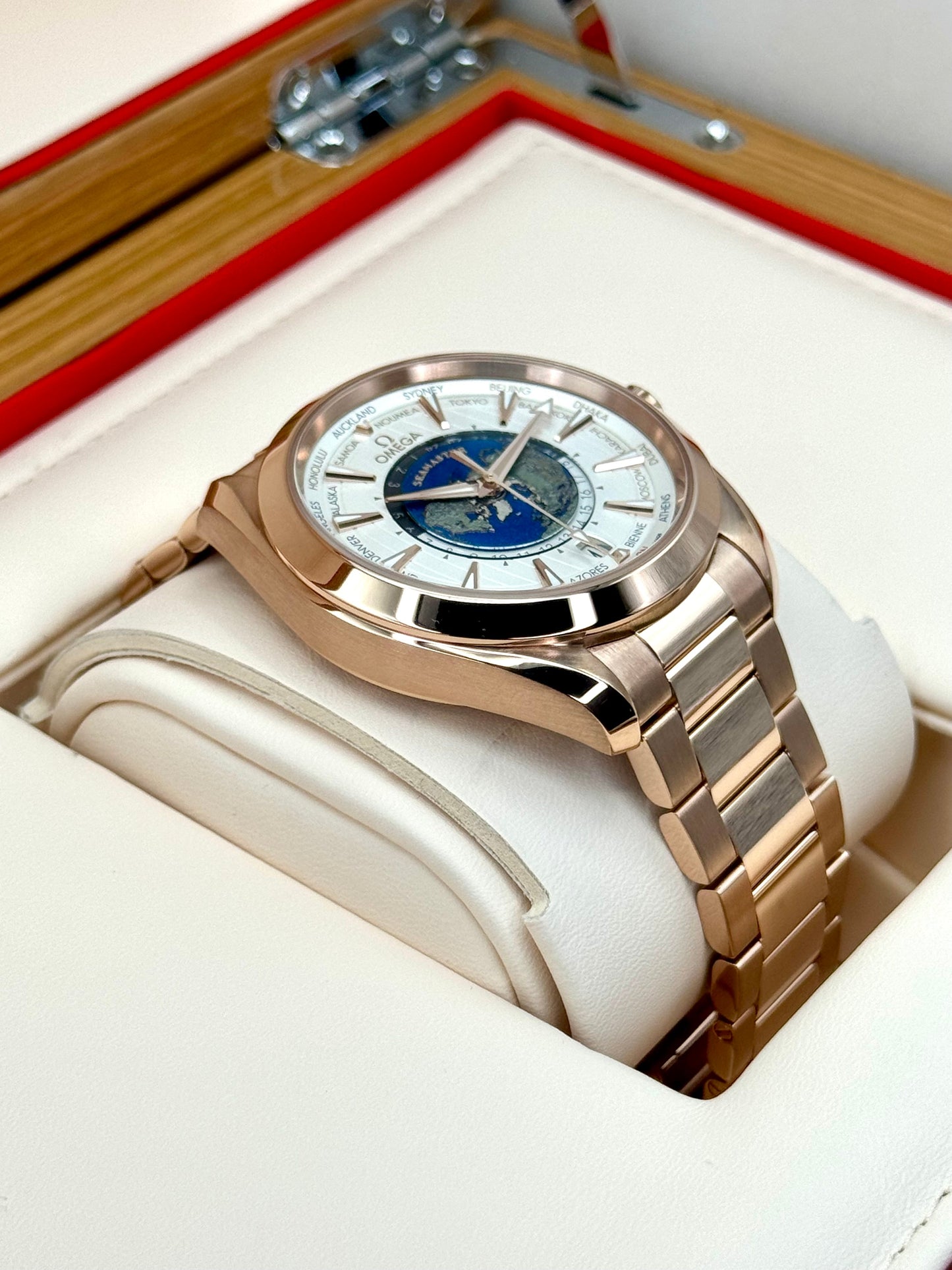 2022 Omega Seamaster Aqua Terra 43mm 22050432202001 RG Silver Dial - MyWatchLLC