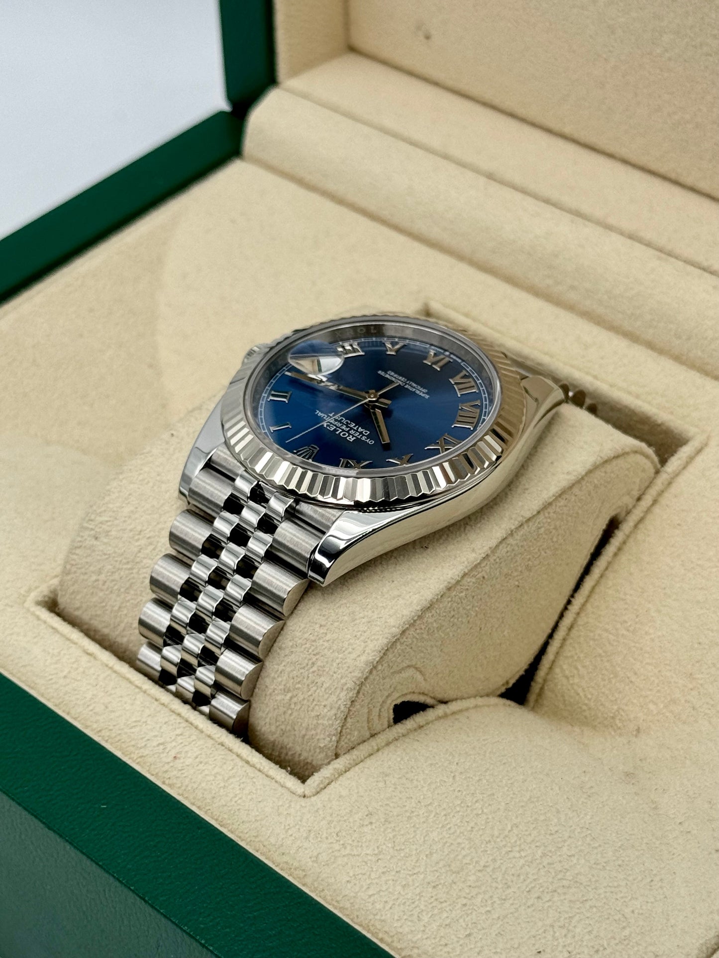 2023 Rolex Datejust 41mm 126334 Jubilee Blue Roman Numeral Dial - MyWatchLLC