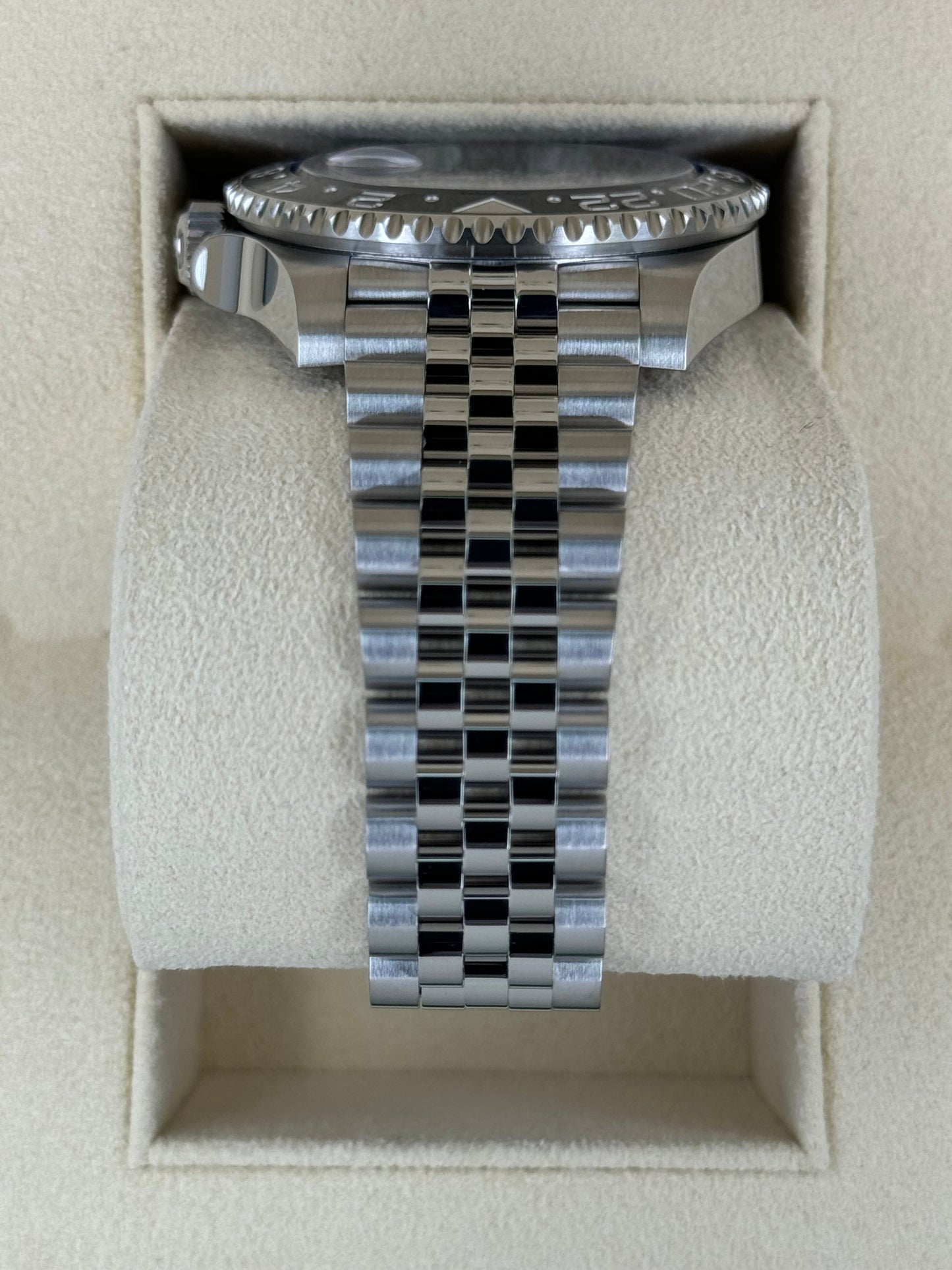 2022 Rolex GMT-Master II "Batgirl" 40mm 126710BLNR Jubilee Black Dial - MyWatchLLC