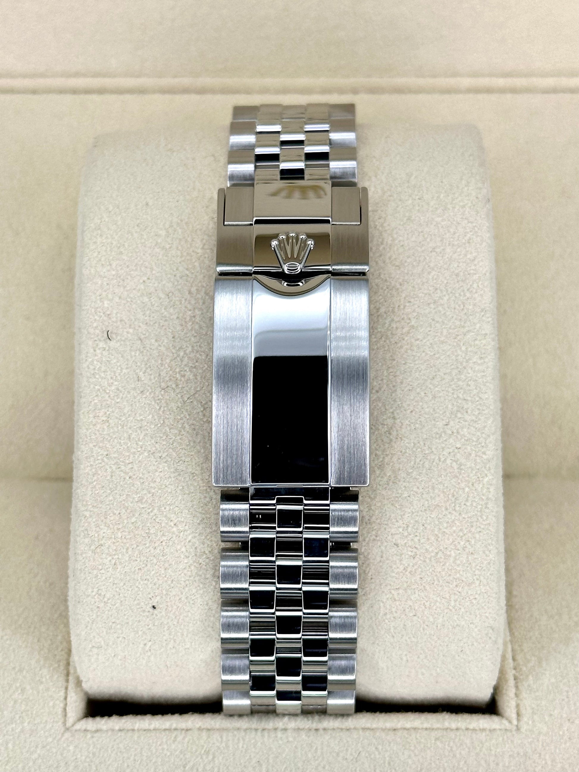 2019 Rolex GMT-Master II “Batgirlâ€?40mm 126710BLNR Jubilee Black Dial - MyWatchLLC