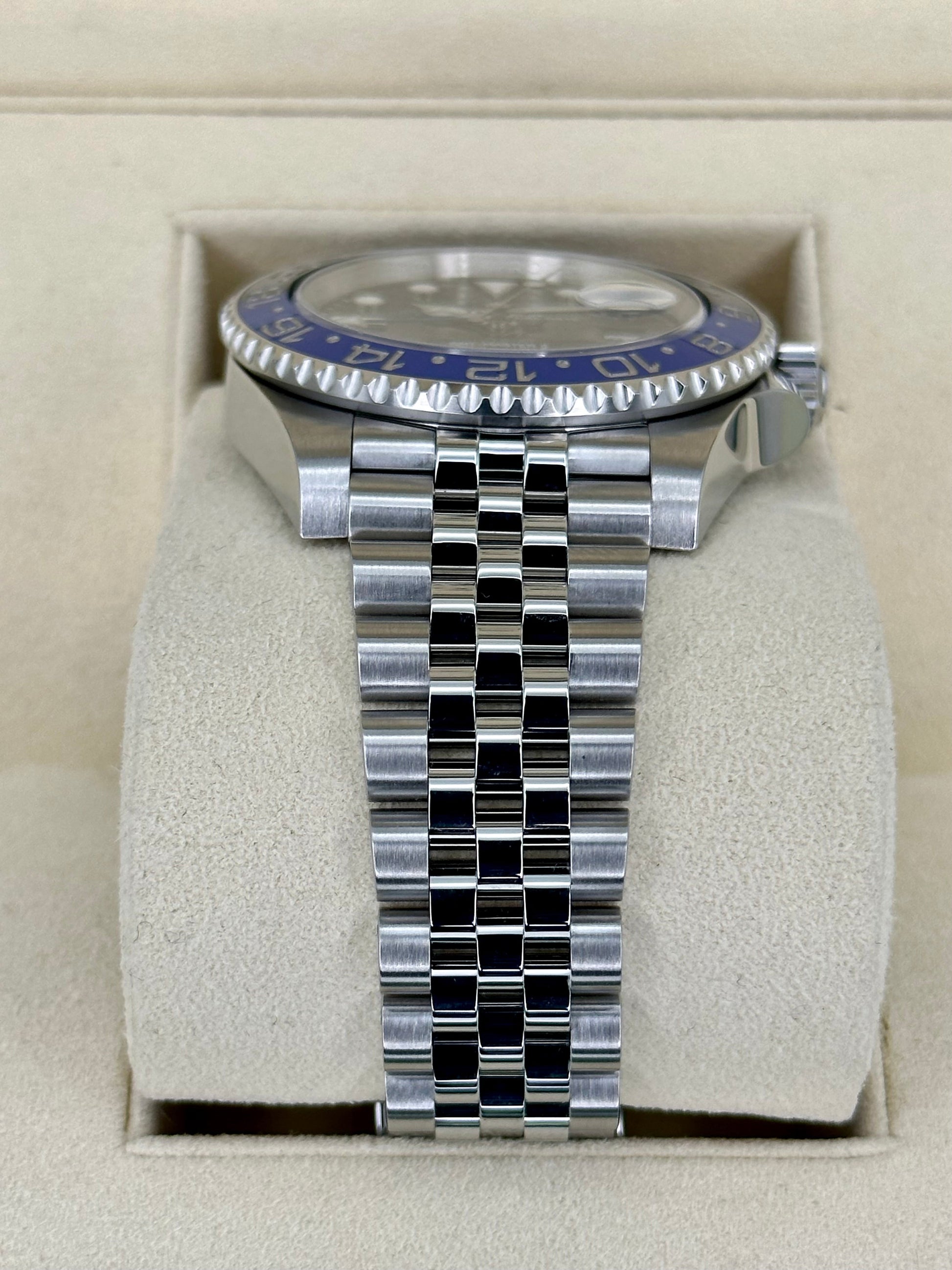 2019 Rolex GMT-Master II “Batgirlâ€?40mm 126710BLNR Jubilee Black Dial - MyWatchLLC