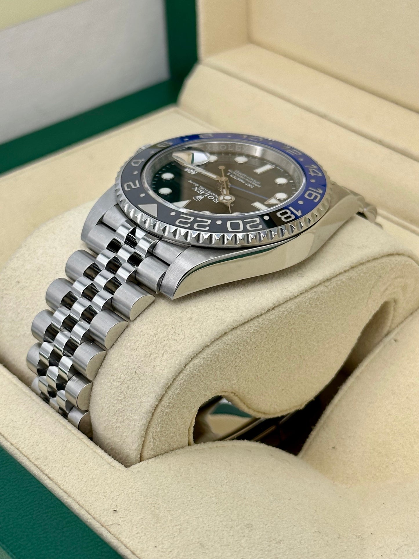 2019 Rolex GMT-Master II “Batgirlâ€?40mm 126710BLNR Jubilee Black Dial - MyWatchLLC