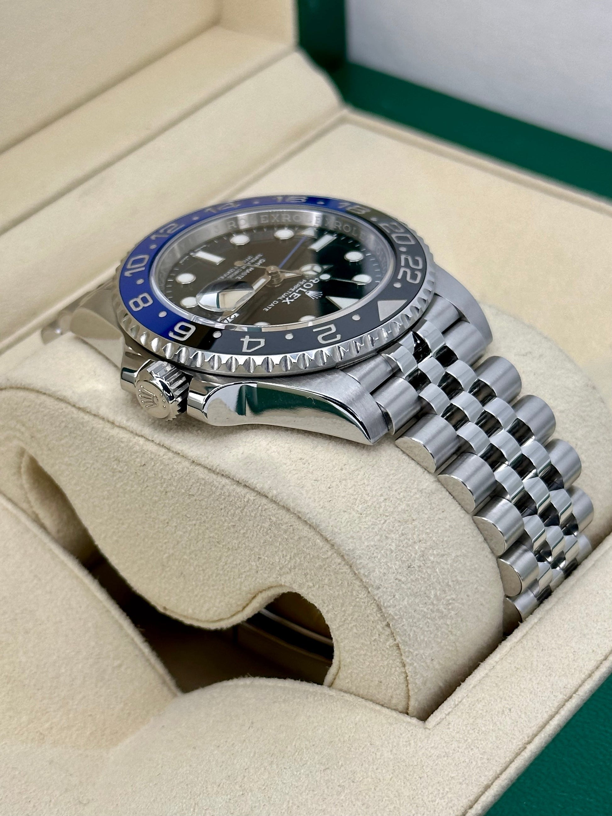 2019 Rolex GMT-Master II “Batgirlâ€?40mm 126710BLNR Jubilee Black Dial - MyWatchLLC