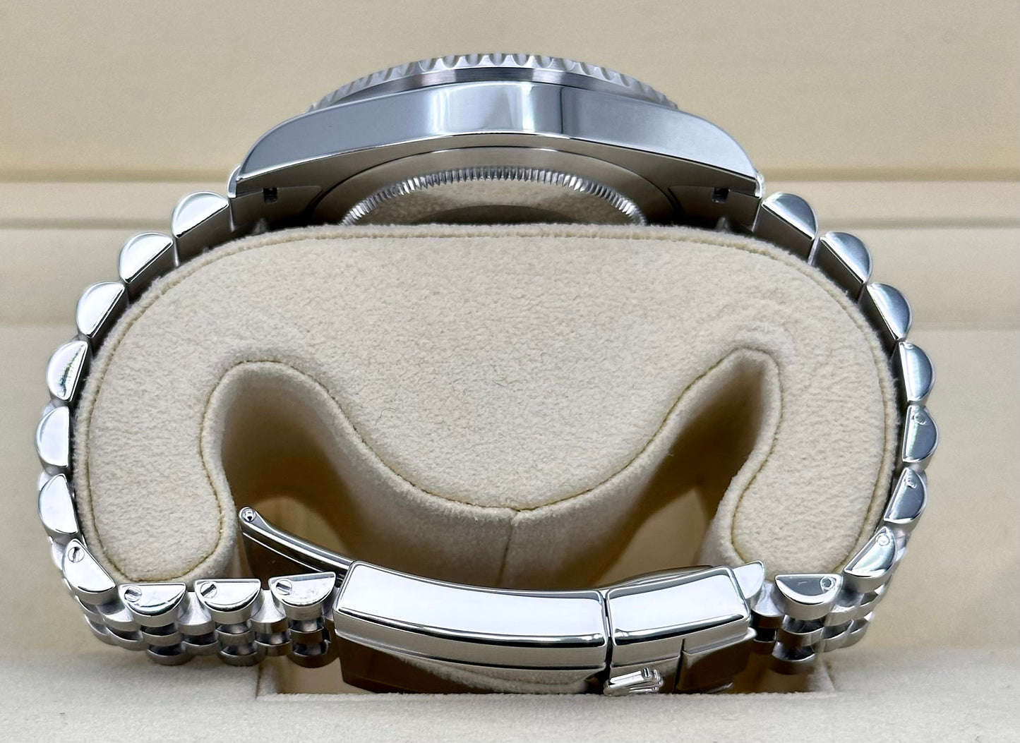 2019 Rolex GMT-Master II “Batgirlâ€?40mm 126710BLNR Jubilee Black Dial - MyWatchLLC