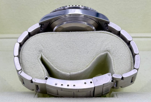 2009 Rolex Submariner "Kermit" 40mm 16610LV Stainless Steel Black Dial - MyWatchLLC