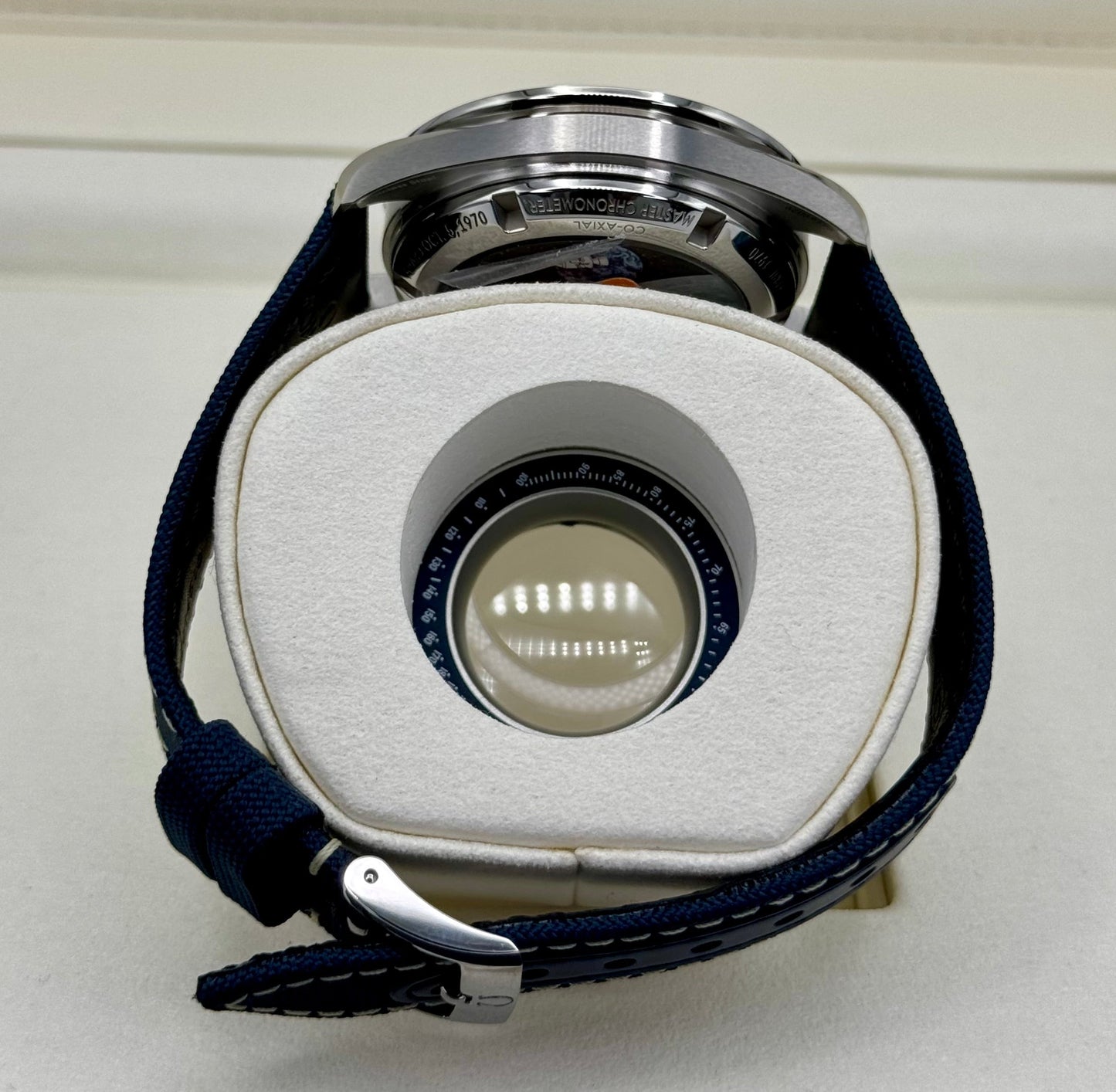 NEW 2023 Omega Speedmaster Silver Snoopy Award 310.32.42.50.02.001 - MyWatchLLC