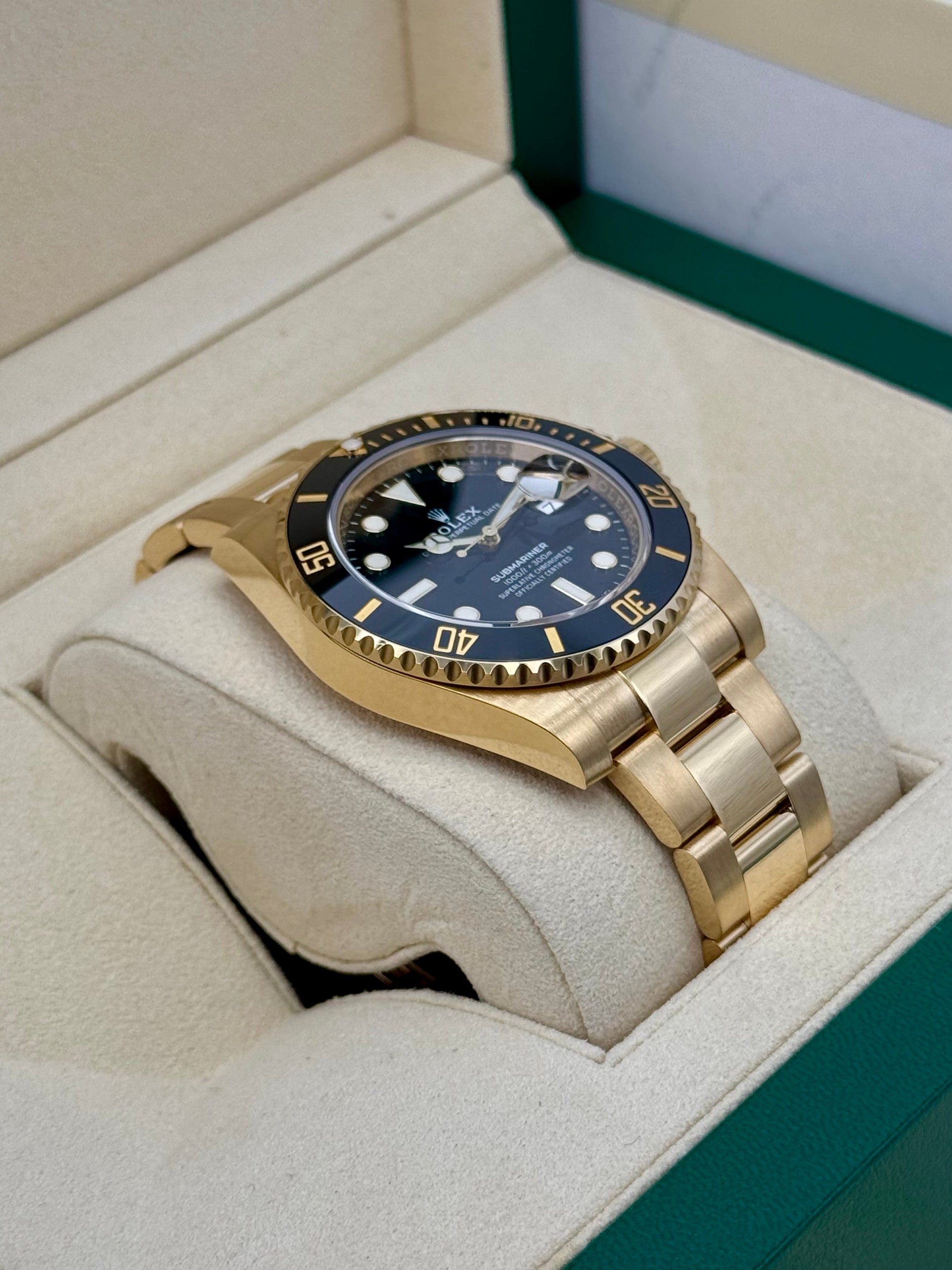 2020 Rolex Submariner 40mm 116618LN 18K Yellow Gold Black Dial - MyWatchLLC