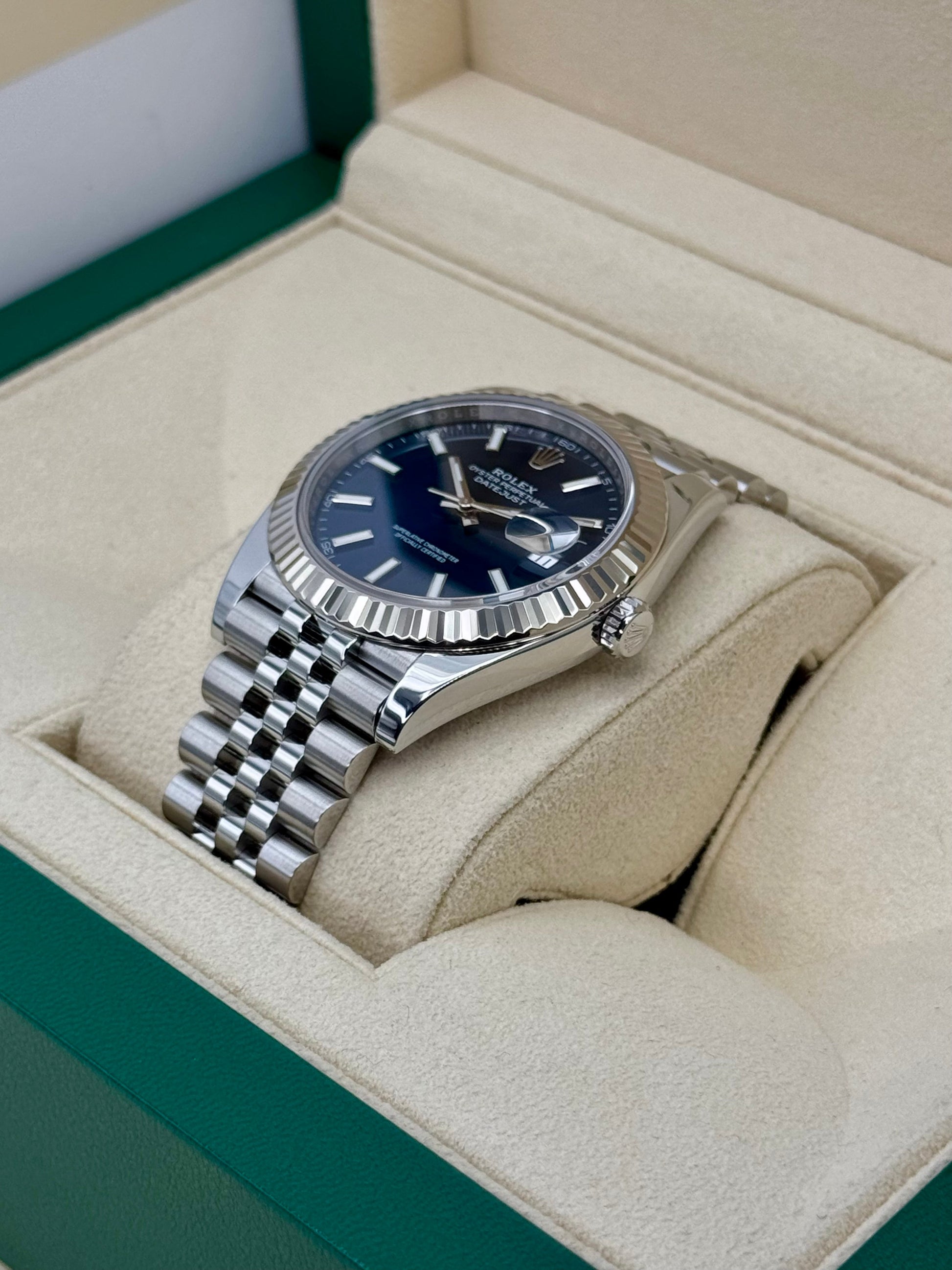 2022 Rolex Datejust 41mm 126334 Stainless Steel Jubilee Blue Dial - MyWatchLLC