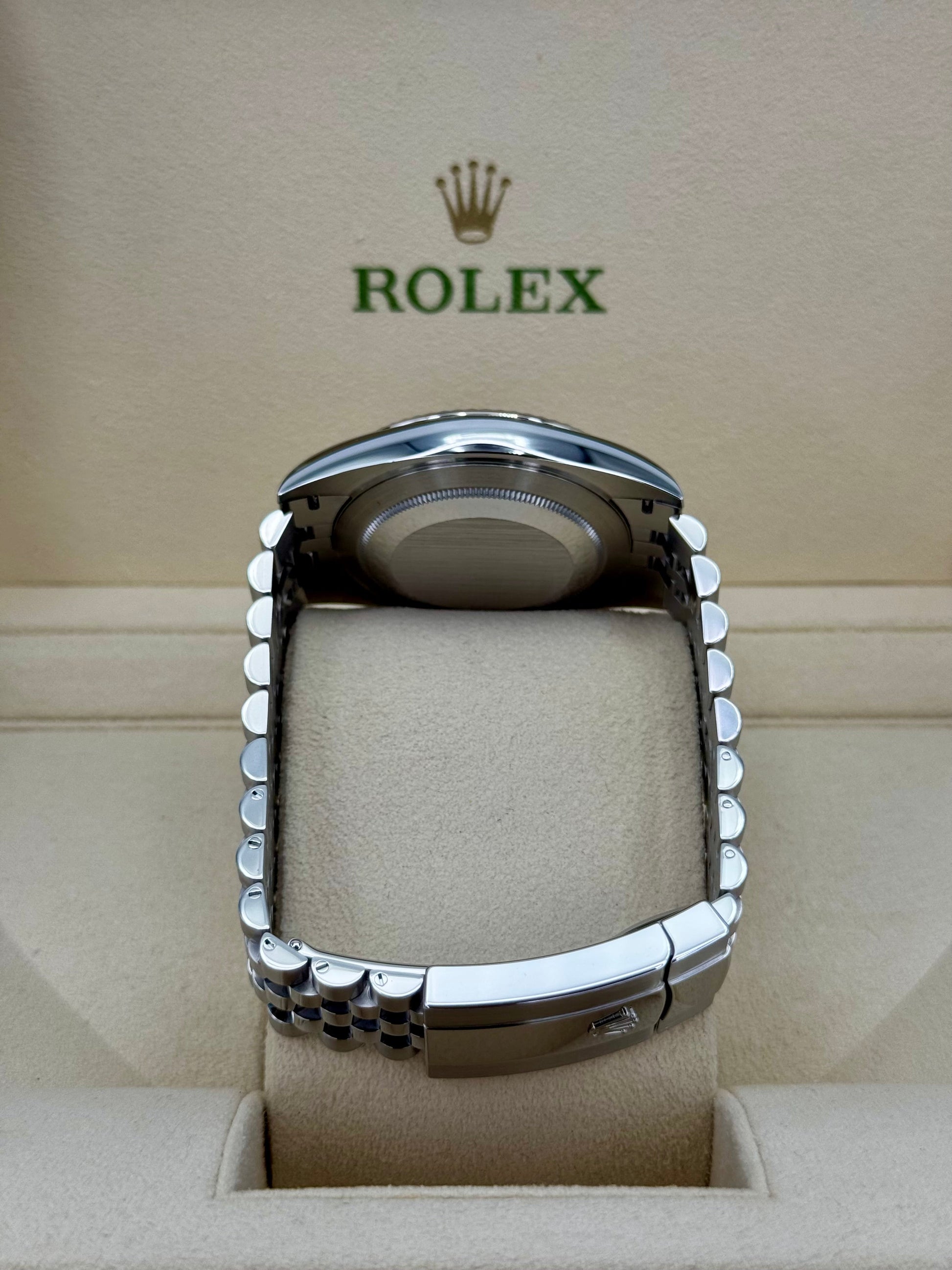 2022 Rolex Datejust 41mm 126334 Stainless Steel Jubilee Blue Dial - MyWatchLLC