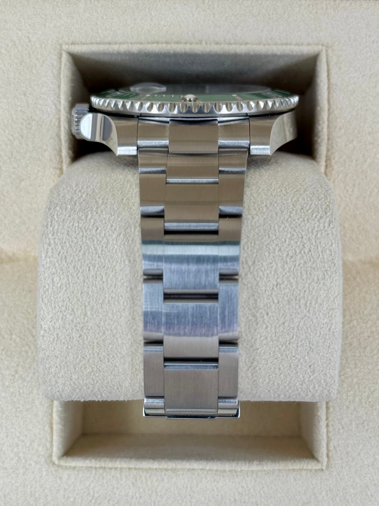 2017 Rolex Submariner "Hulk" 40mm 116610LV Green Dial - MyWatchLLC