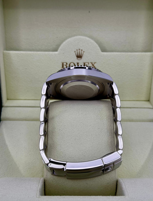 2014 Rolex GMT-Master II “Batmanâ€?40mm 116710BLNR Oyster - MyWatchLLC