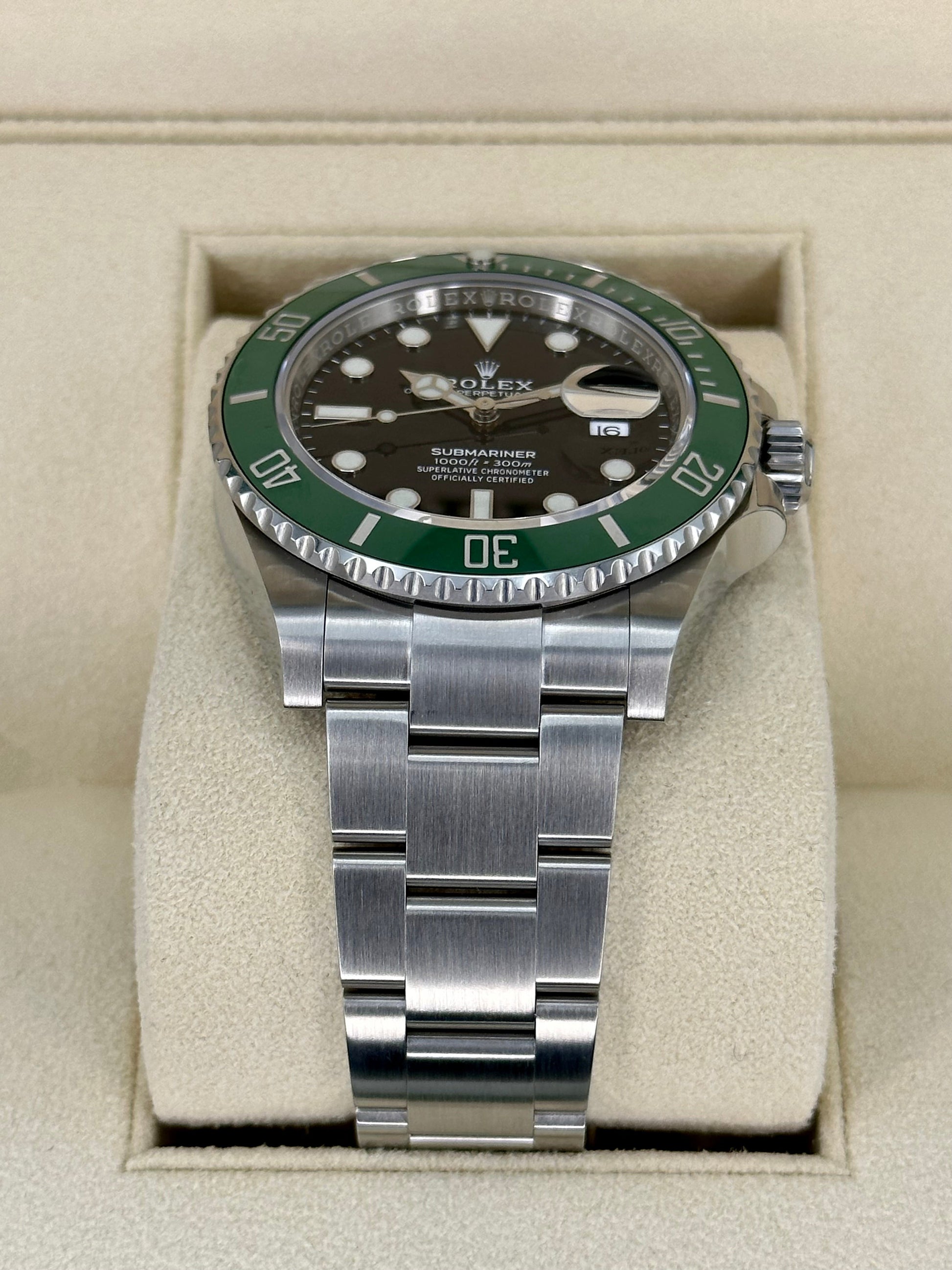 NEW 2022 Rolex Submariner Date “Starbucksâ€?41mm 126610LV Oyster Black Dial - MyWatchLLC