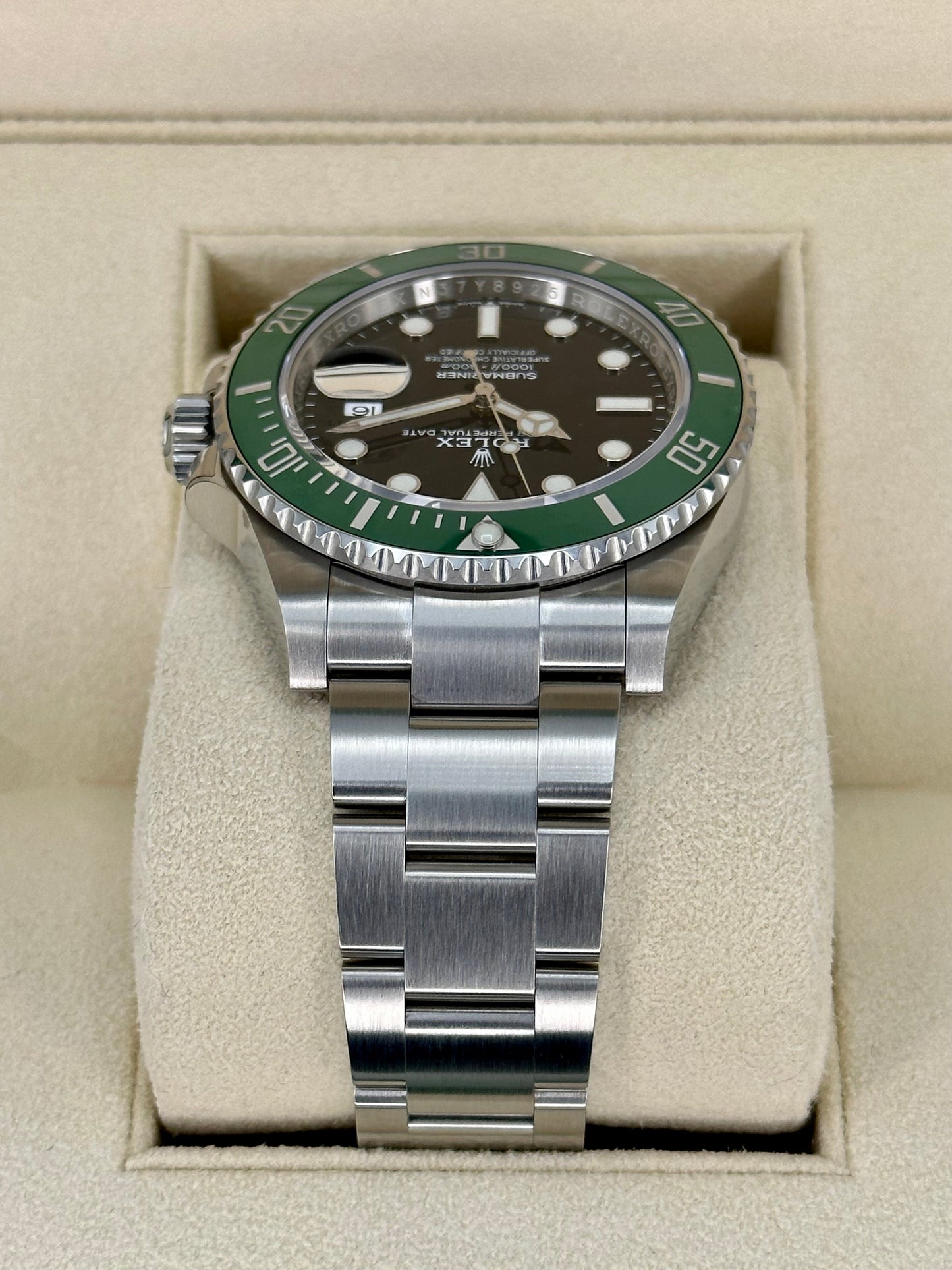 NEW 2022 Rolex Submariner Date “Starbucksâ€?41mm 126610LV Oyster Black Dial - MyWatchLLC