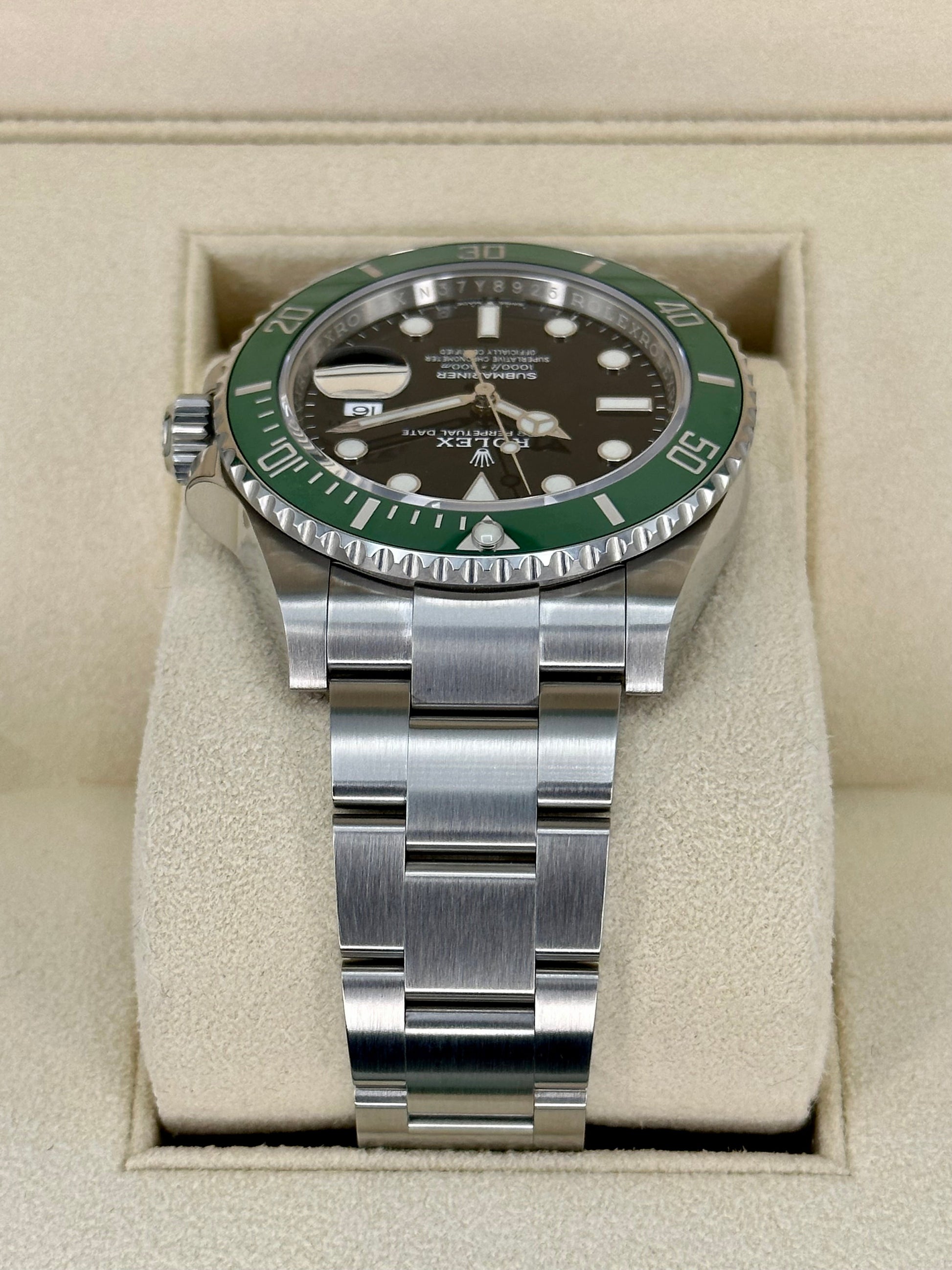 NEW 2022 Rolex Submariner Date “Starbucksâ€?41mm 126610LV Oyster Black Dial - MyWatchLLC