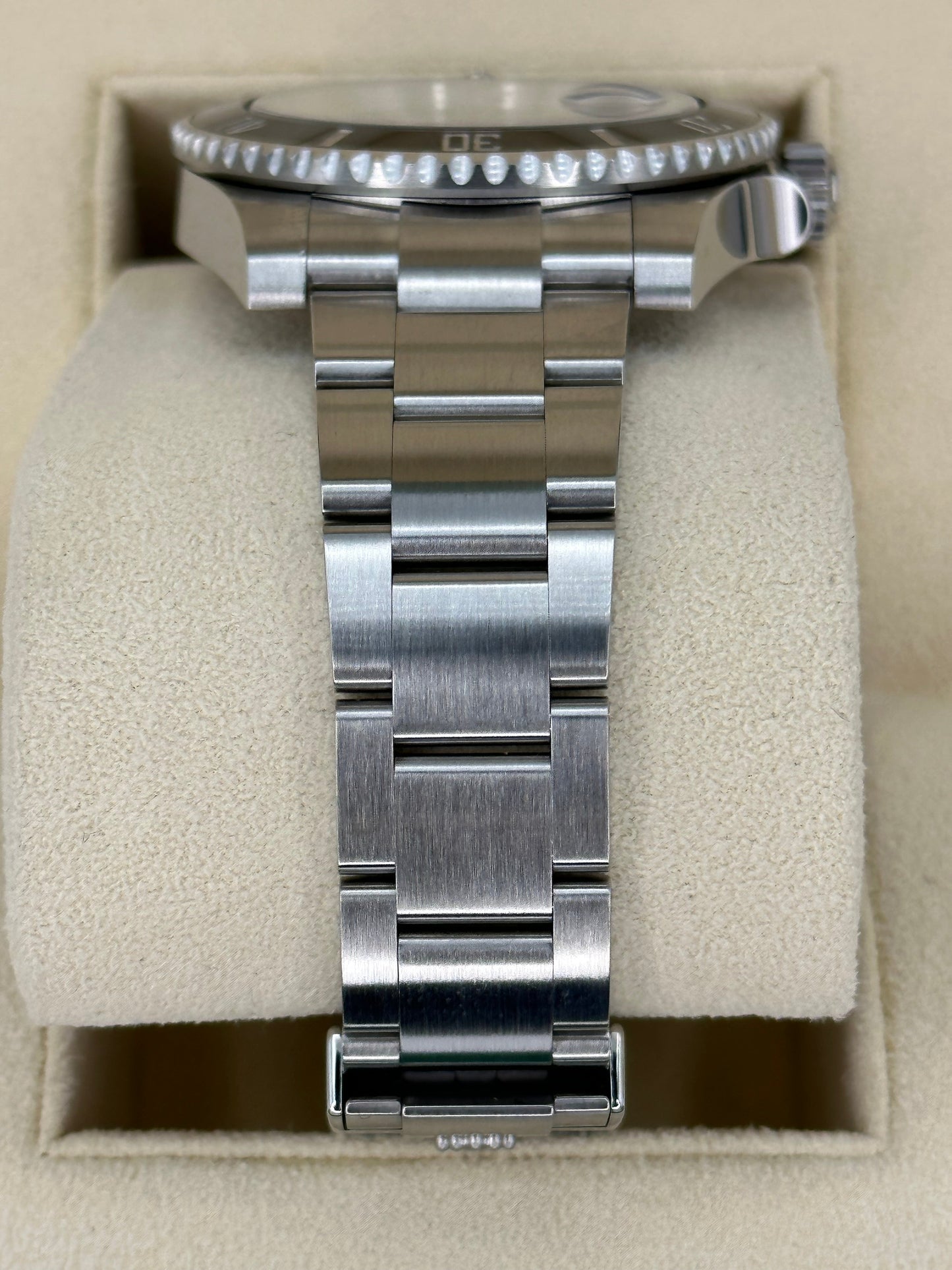 2018 Rolex Submariner 40mm 116610LN Stainless Steel Black Dial - MyWatchLLC