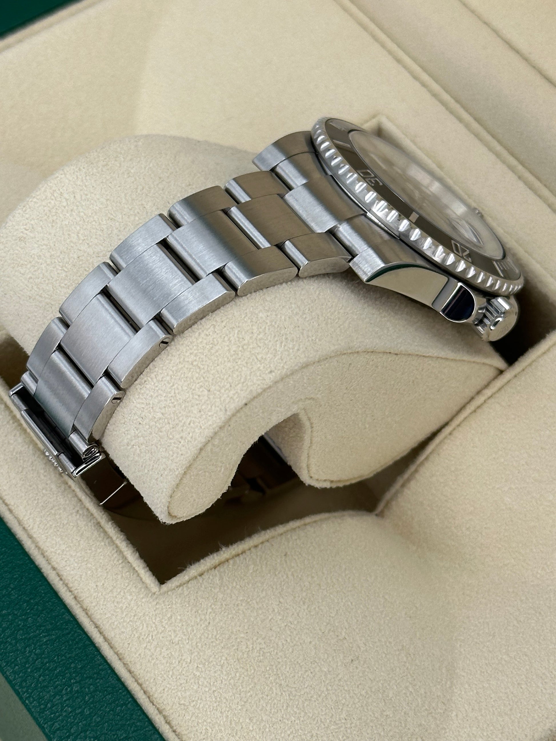 2018 Rolex Submariner 40mm 116610LN Stainless Steel Black Dial - MyWatchLLC