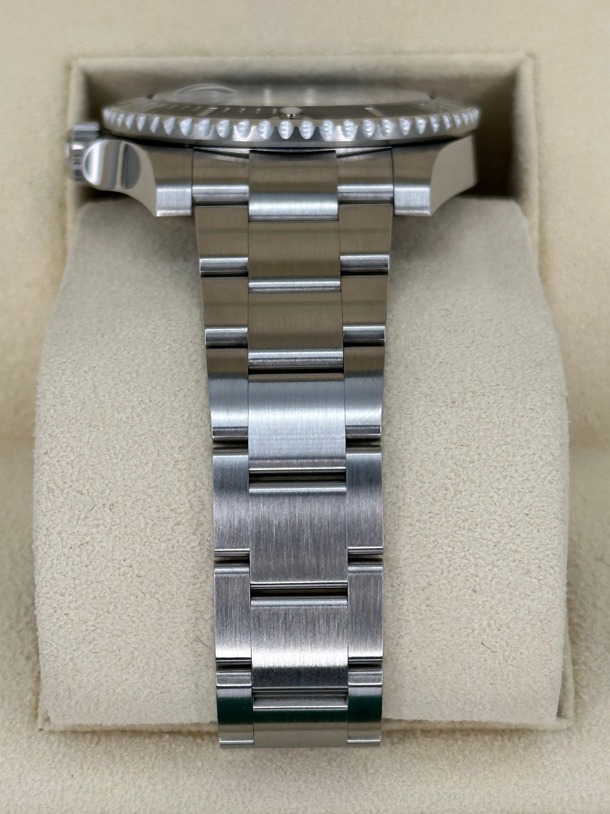 2018 Rolex Submariner 40mm 116610LN Stainless Steel Black Dial - MyWatchLLC