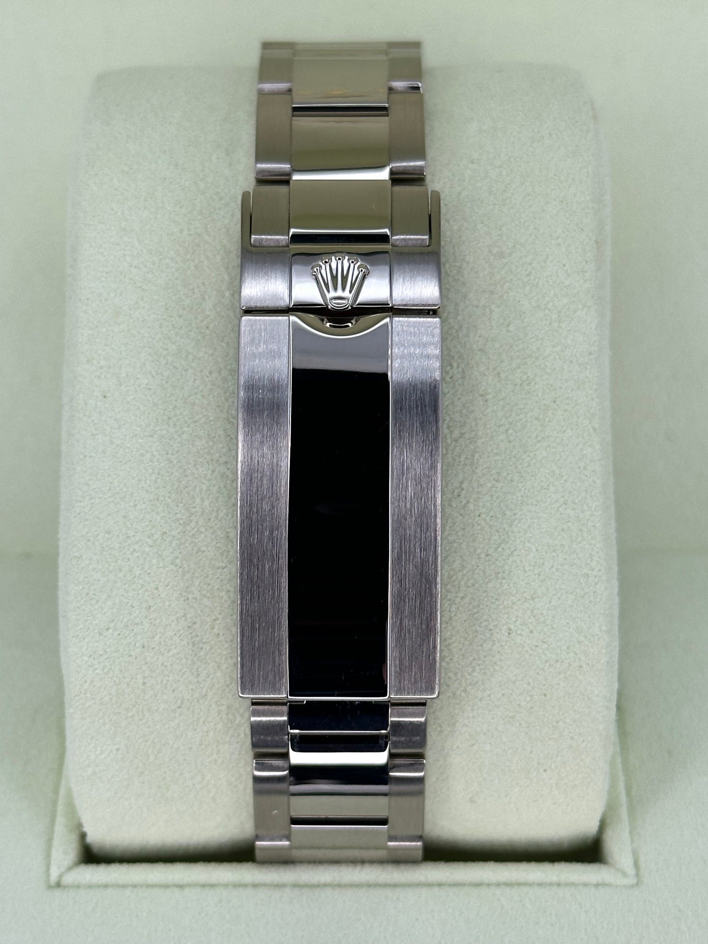 2009 Rolex Submariner Date “Smurfâ€?40mm 116619LB White Gold Blue Dial - MyWatchLLC