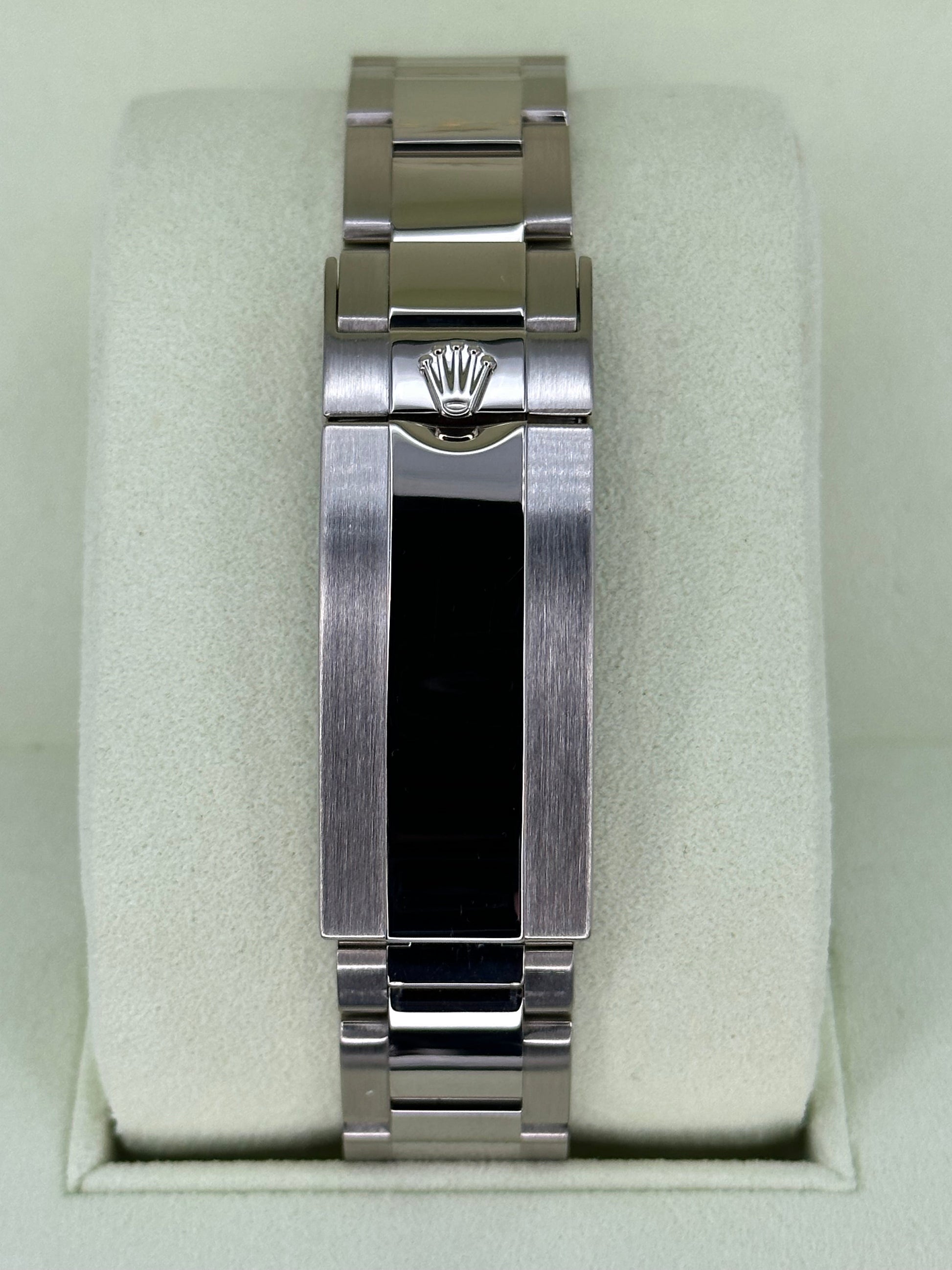 2009 Rolex Submariner Date “Smurfâ€?40mm 116619LB White Gold Blue Dial - MyWatchLLC