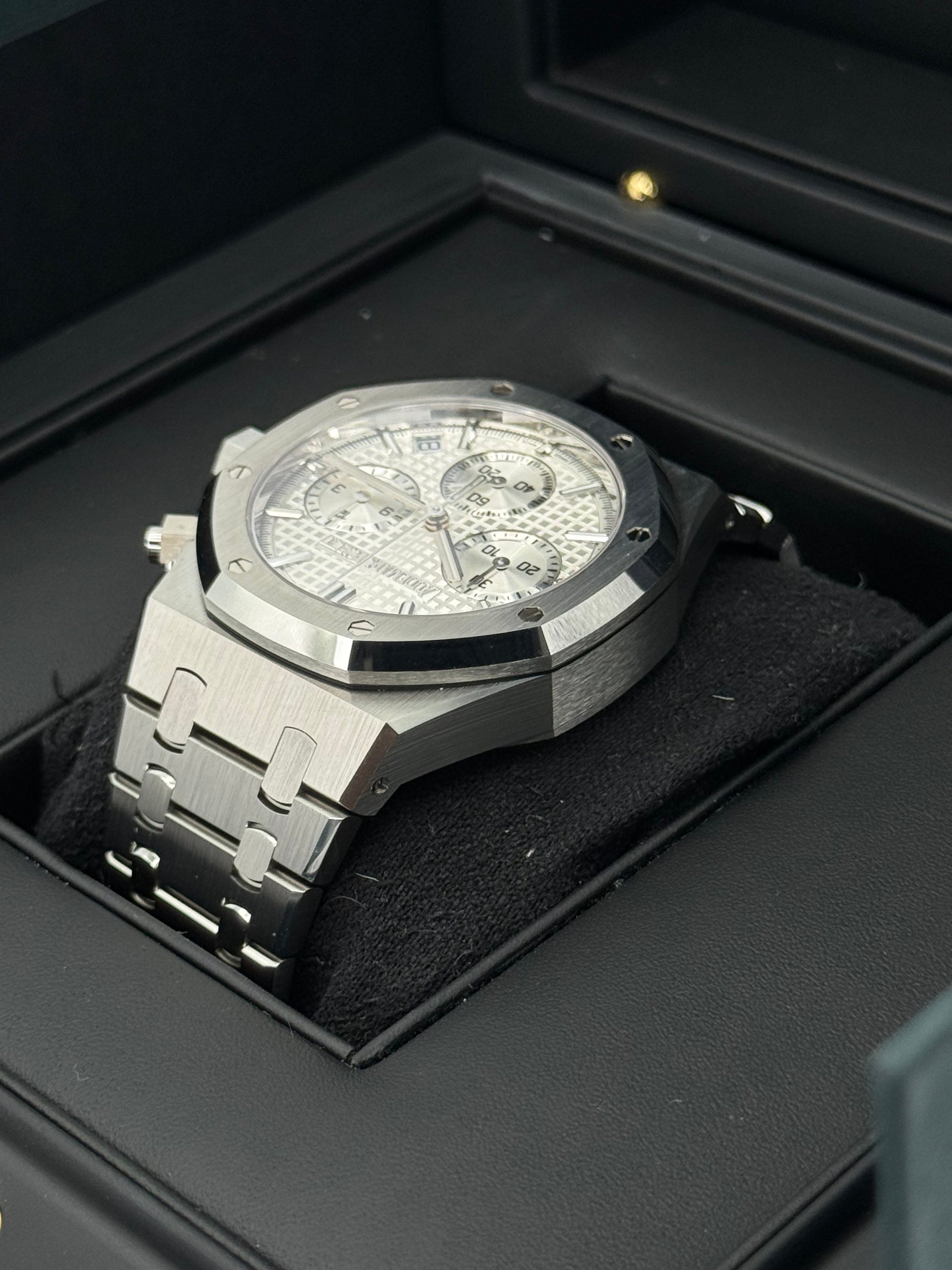 2022 Audemars Piguet 41mm 26240ST 50th Anniversary Chronograph - MyWatchLLC
