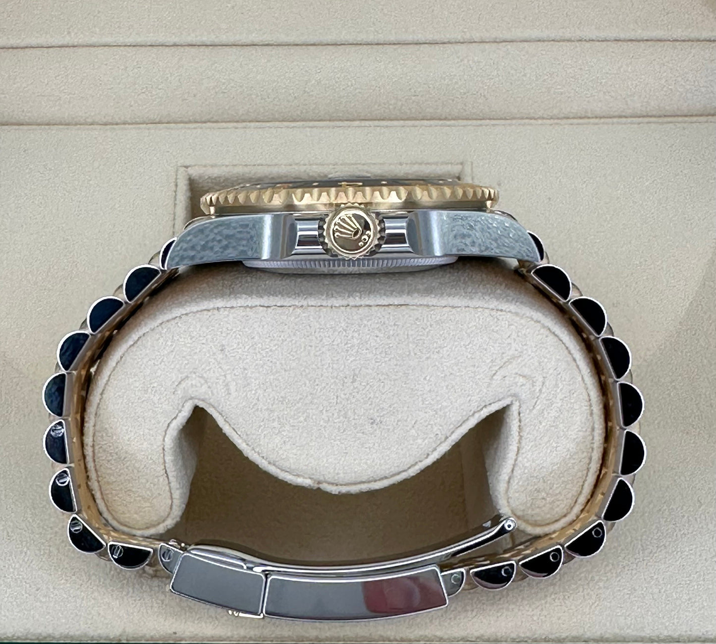 2023 Rolex GMT-Master II 40mm 126713GRNR Two-Tone Jubilee Black Dial - MyWatchLLC