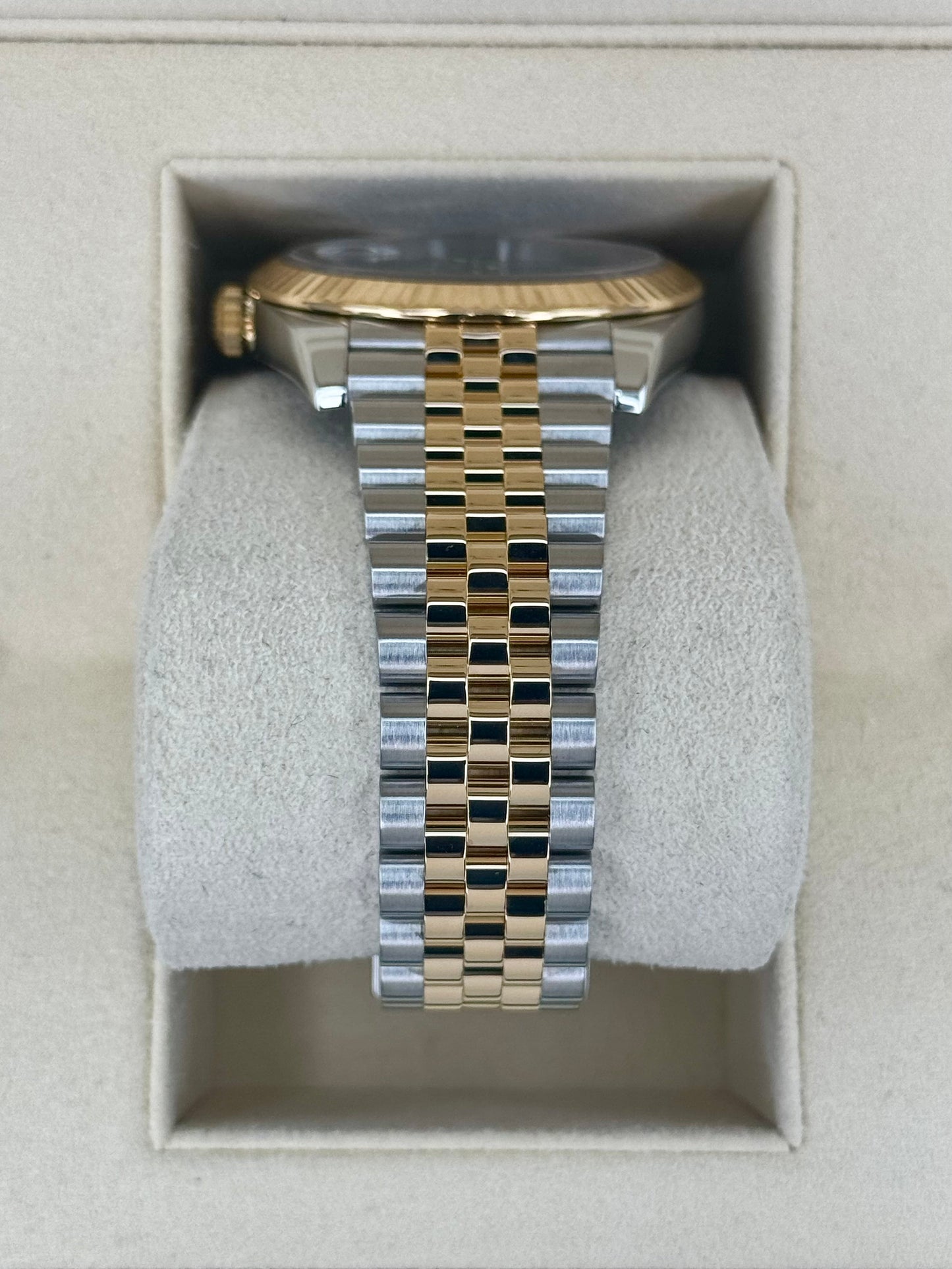 2022 Rolex Datejust 41mm 126333 Two-Tone Jubilee Wimbledon Dial - MyWatchLLC