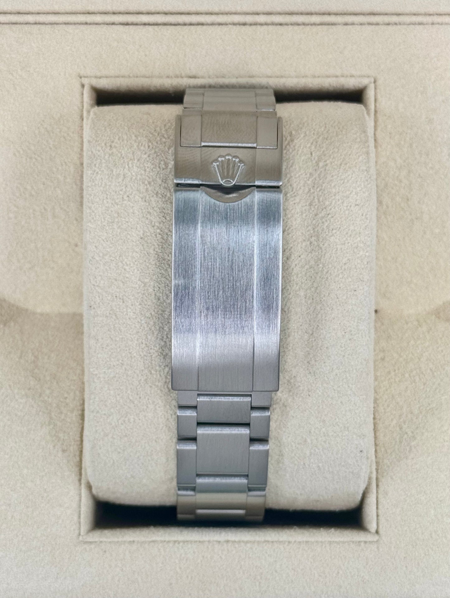 2019 Rolex Submariner "Hulk" 40mm 116610LV Green Dial - MyWatchLLC