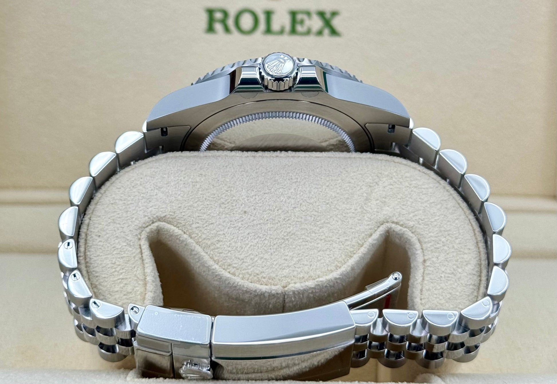 NEW 2024 Rolex GMT-Master II "Batgirl" 40mm 126710BLNR Jubilee Black Dial - MyWatchLLC