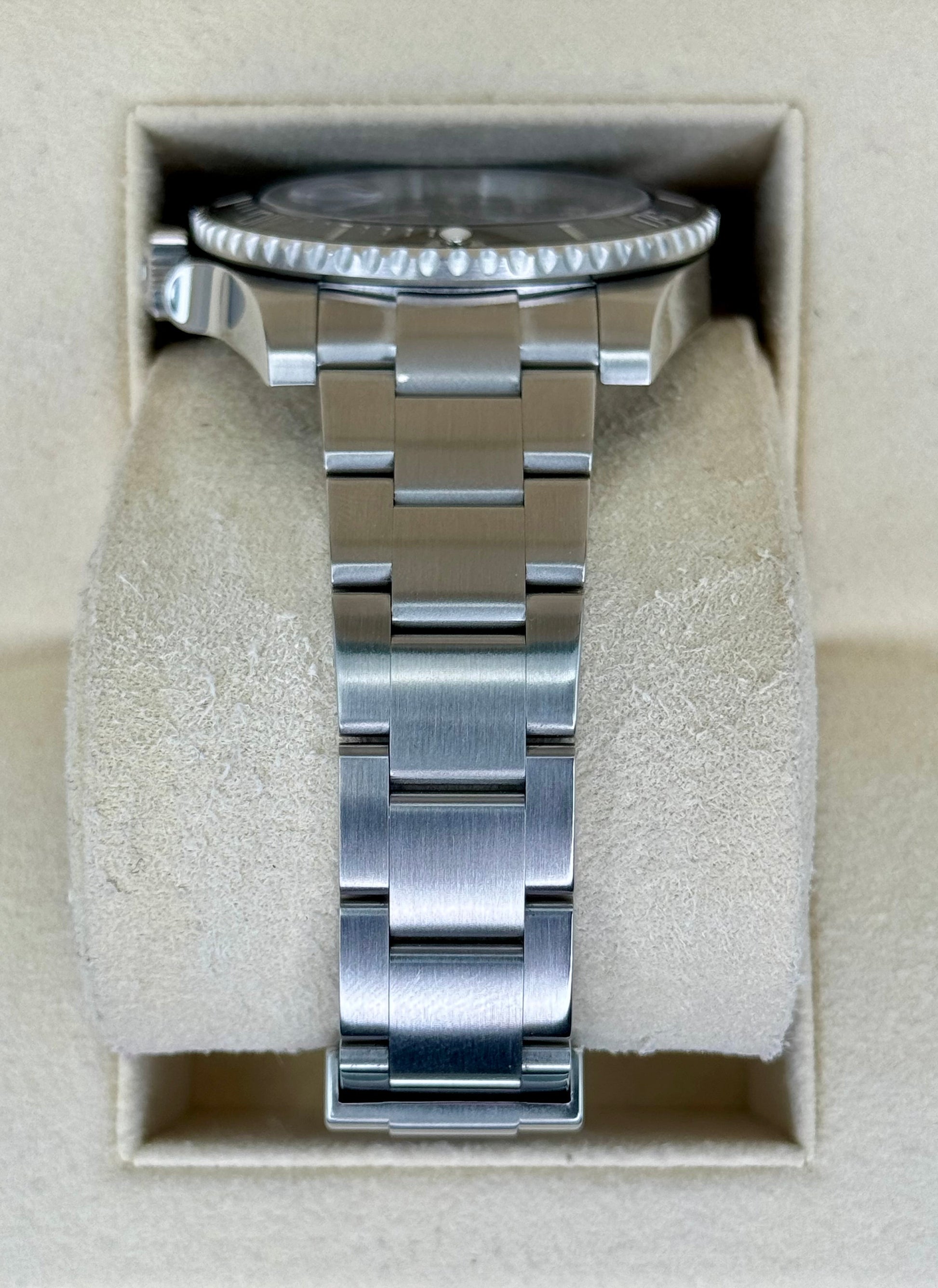 2020 Rolex Submariner 40mm 116610LN Stainless Steel Black Dial - MyWatchLLC