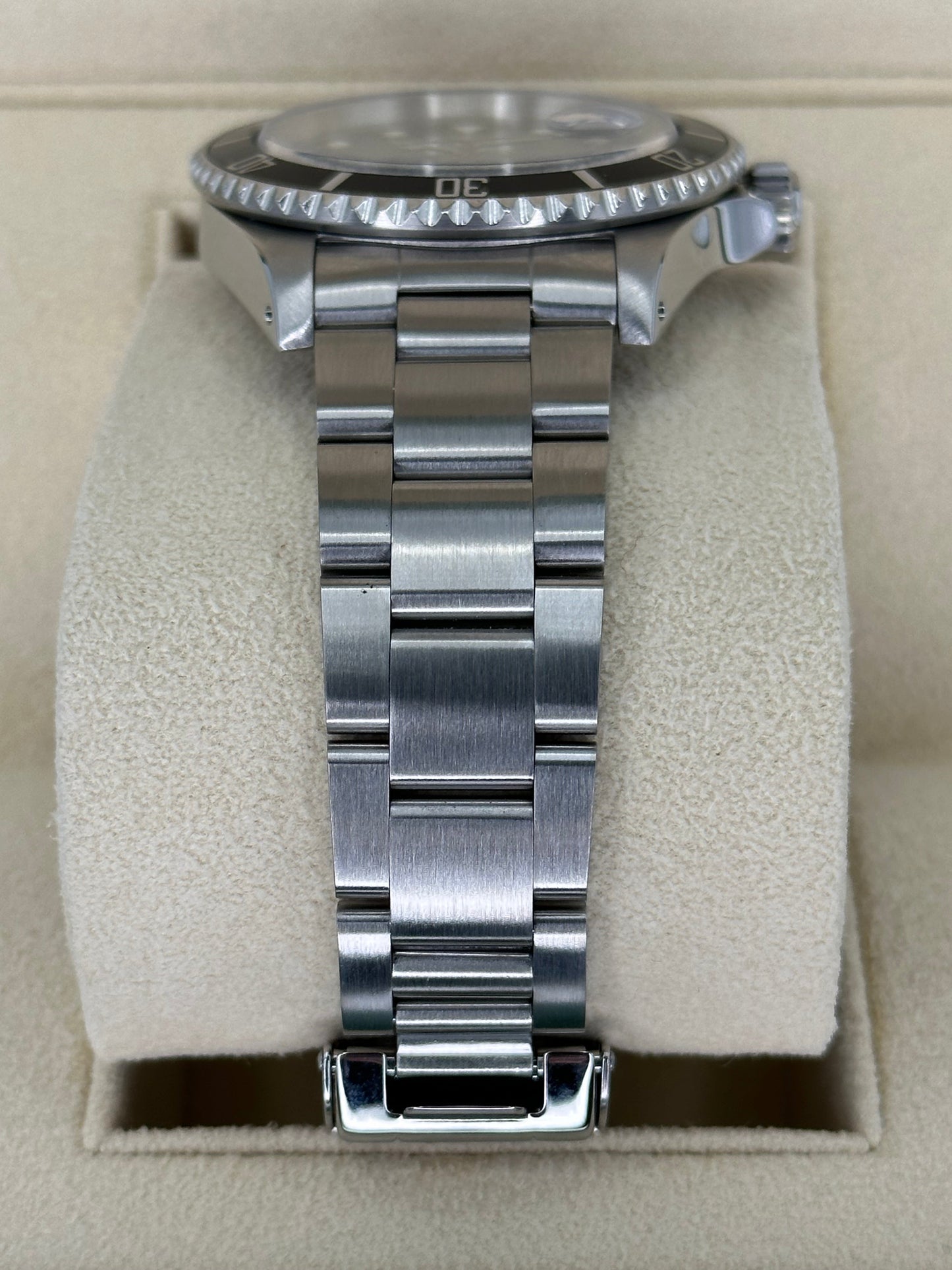 1991 Rolex Submariner Date 40mm 16610 with RSC Card - MyWatchLLC