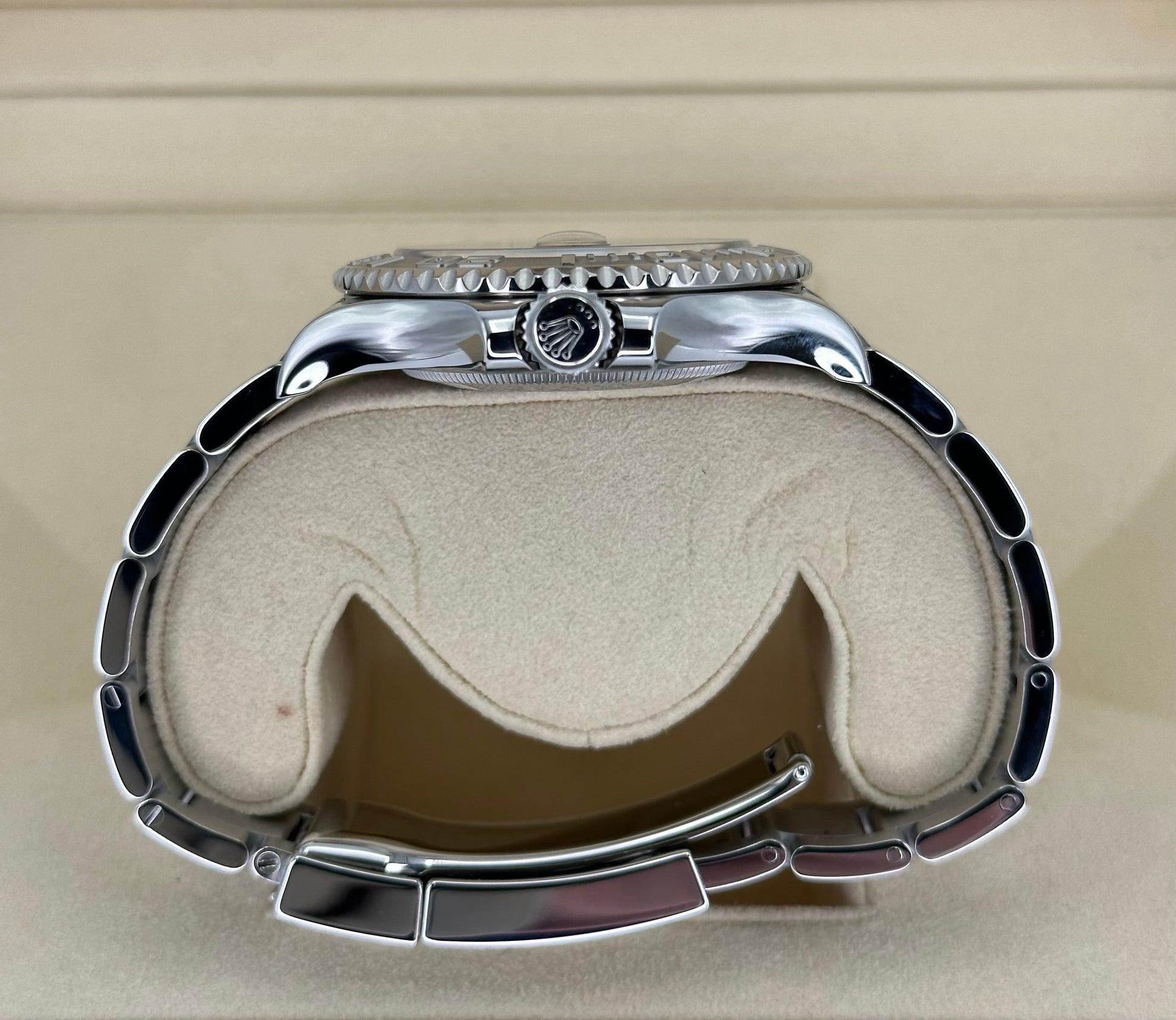 2019 Rolex Yacht-Master 40mm 116622 Stainless Steel Rhodium Dial - MyWatchLLC