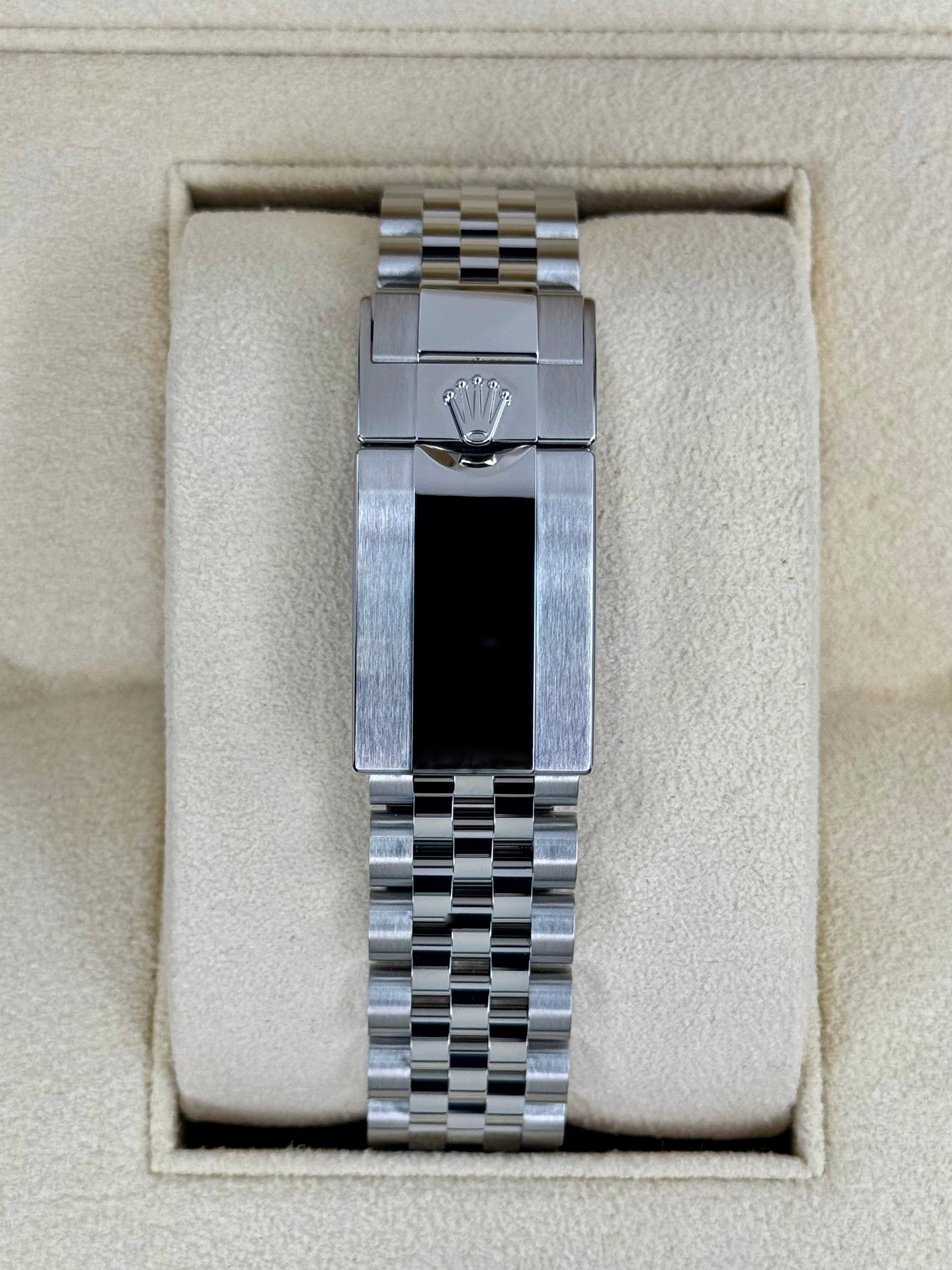 NEW 2024 Rolex GMT-Master II "Batgirl" 40mm 126710BLNR Jubilee Black Dial - MyWatchLLC