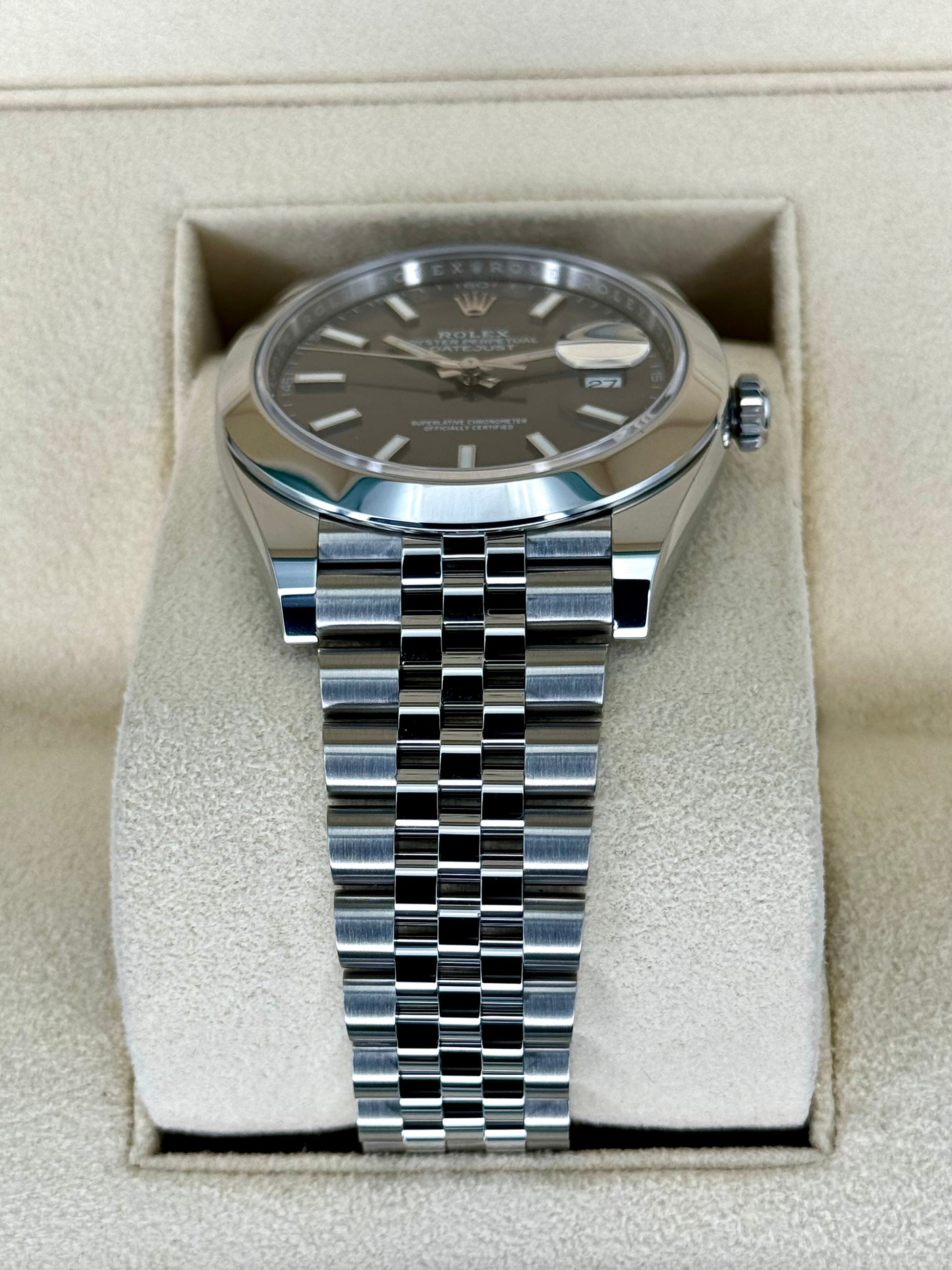 NEW Rolex 2023 Datejust 41mm 126300 Jubilee Rhodium Dial - MyWatchLLC