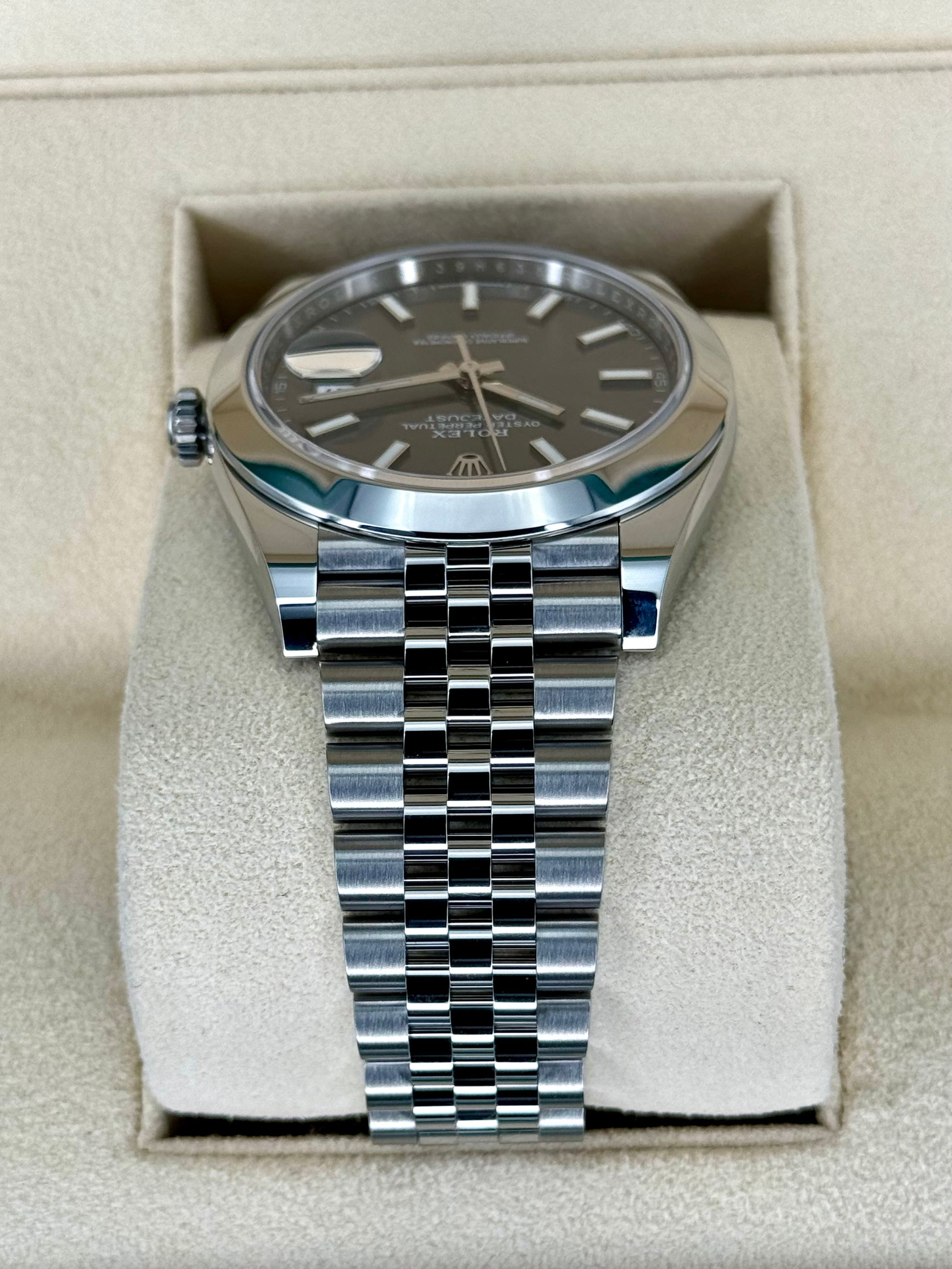 NEW Rolex 2023 Datejust 41mm 126300 Jubilee Rhodium Dial - MyWatchLLC