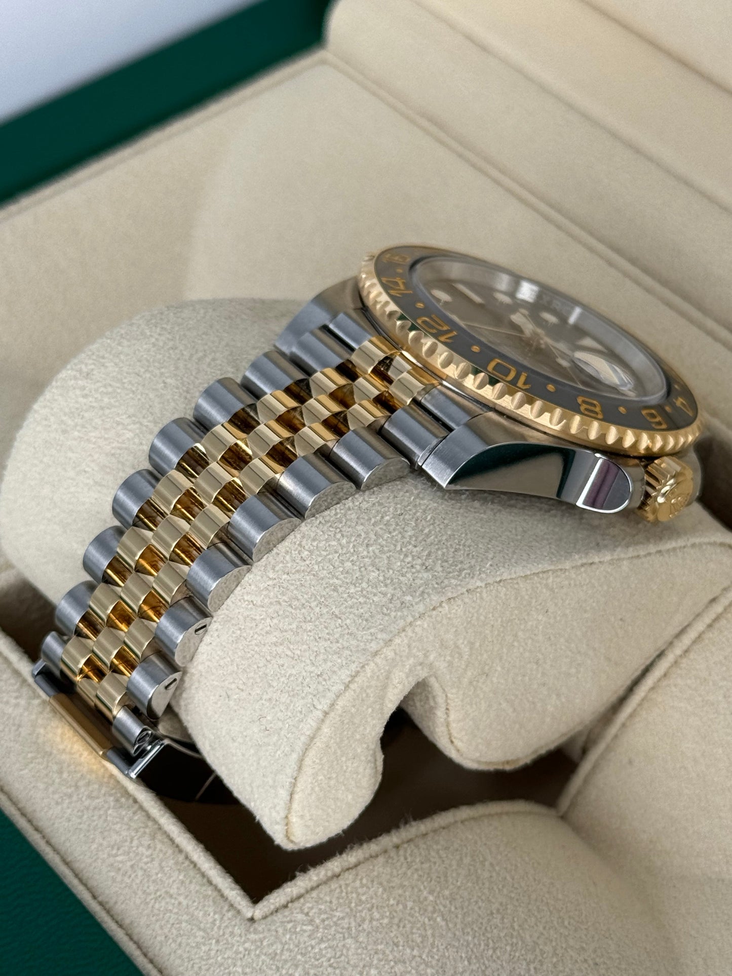 NEW 2023 Rolex GMT-Master II 40mm 126713GRNR Two-Tone Jubilee - MyWatchLLC