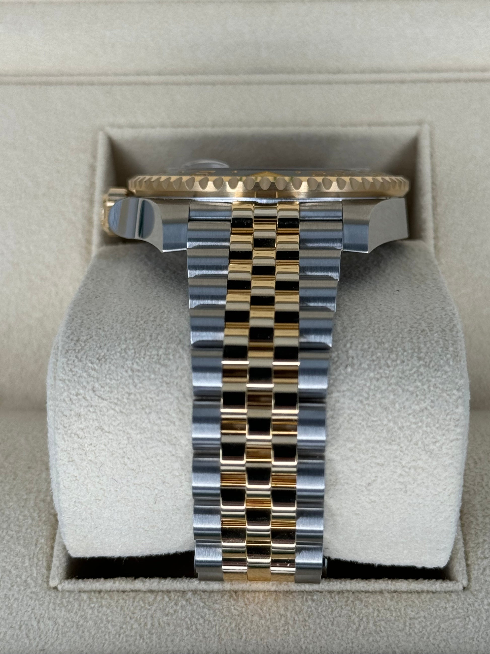 NEW 2023 Rolex GMT-Master II 40mm 126713GRNR Two-Tone Jubilee - MyWatchLLC