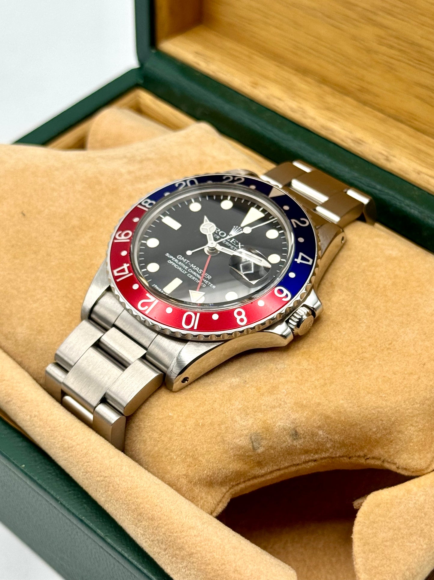 1978 Rolex GMT-Master "Pepsi" 40mm 1675 Oyster - MyWatchLLC