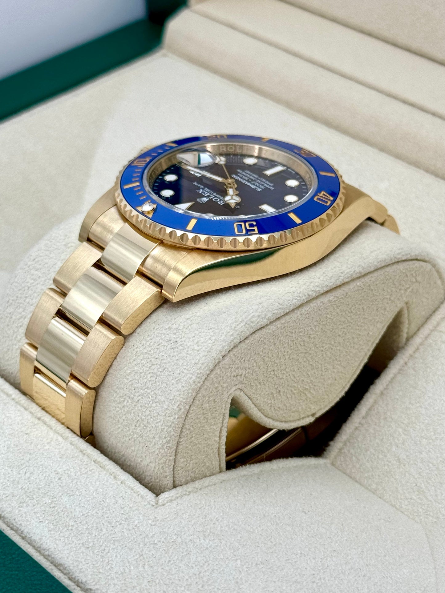 NEW 2024 Rolex Submariner "Bluesy" 41mm 126618LB Yellow Gold Blue Dial - MyWatchLLC