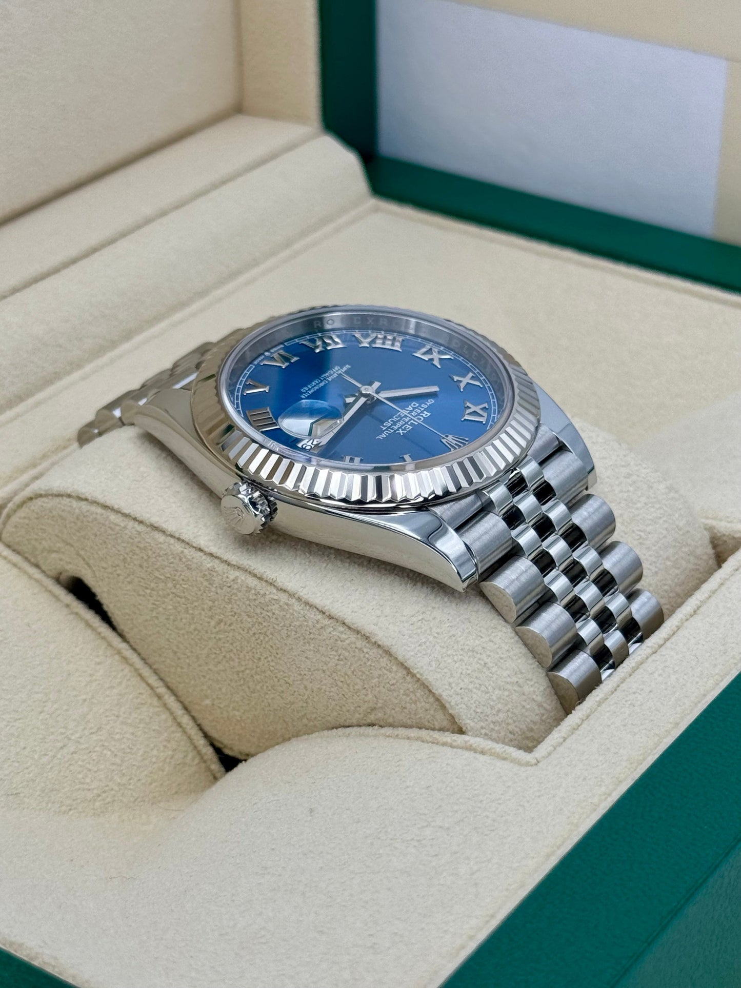 2022 Rolex Datejust 41mm 126334 Stainless Steel Jubilee Blue Dial - MyWatchLLC