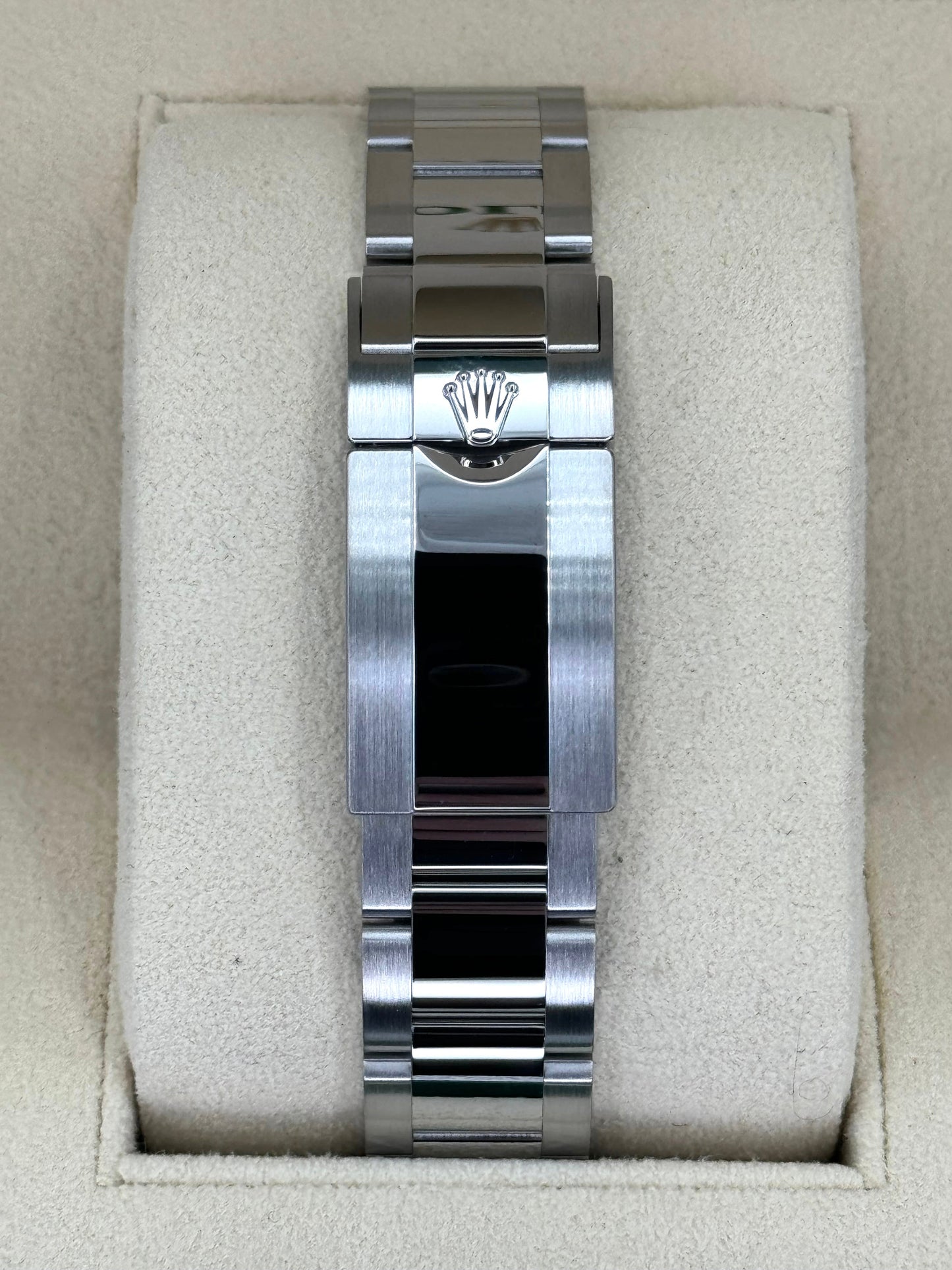 2023 Rolex Yacht-Master 40m 126622 Stainless Steel Blue Dial - MyWatchLLC