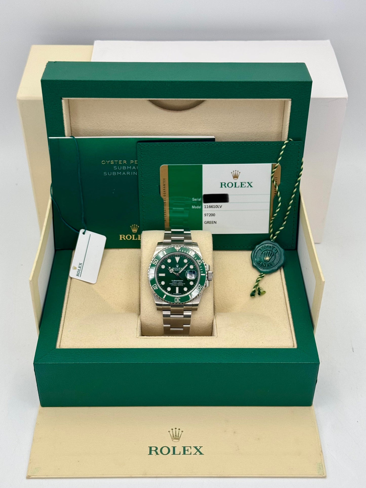 2018 Rolex Submariner “Hulkâ€?40mm 116610LV Green Dial - MyWatchLLC
