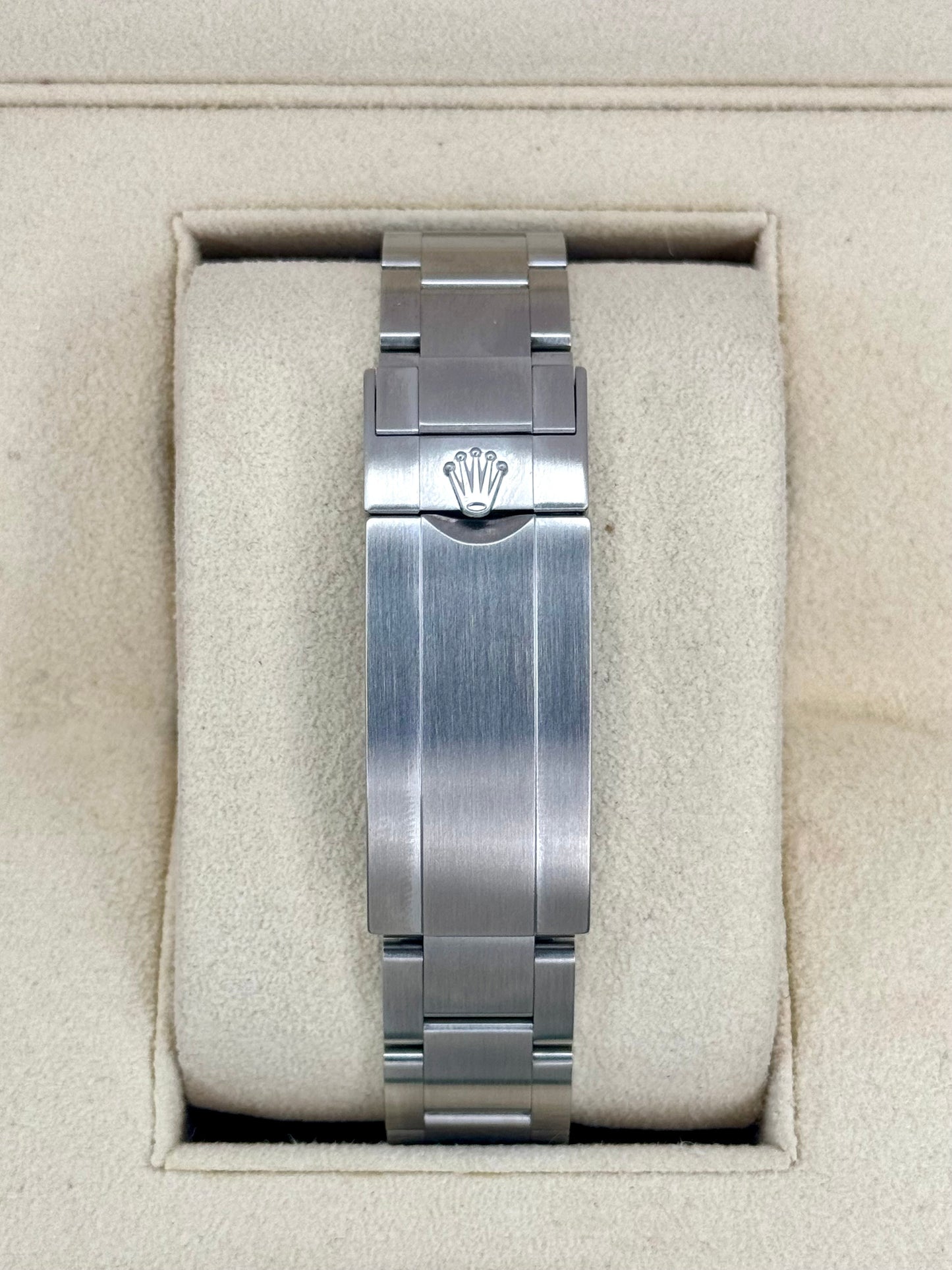 2018 Rolex Submariner “Hulkâ€?40mm 116610LV Green Dial - MyWatchLLC