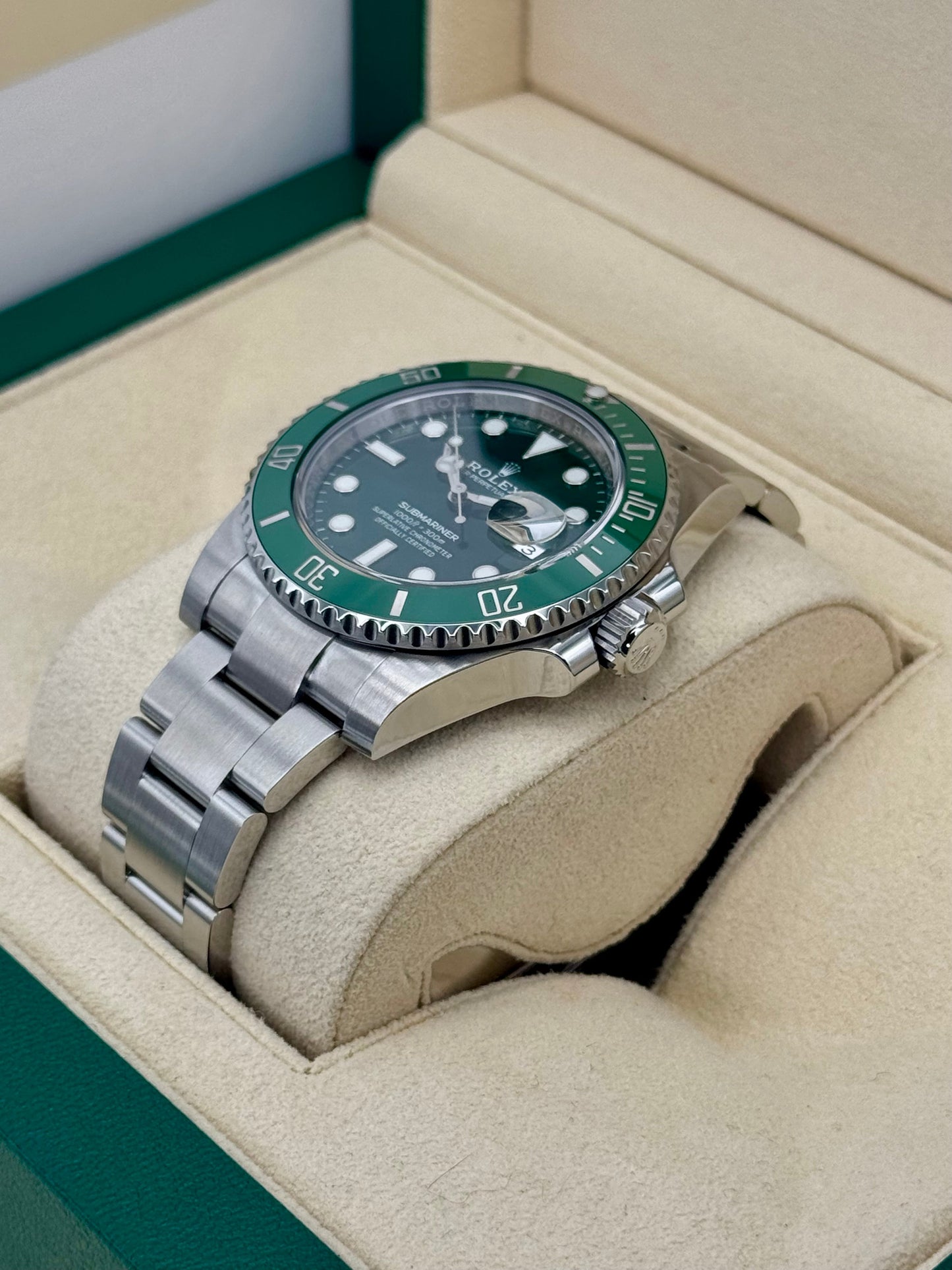 2018 Rolex Submariner “Hulkâ€?40mm 116610LV Green Dial - MyWatchLLC