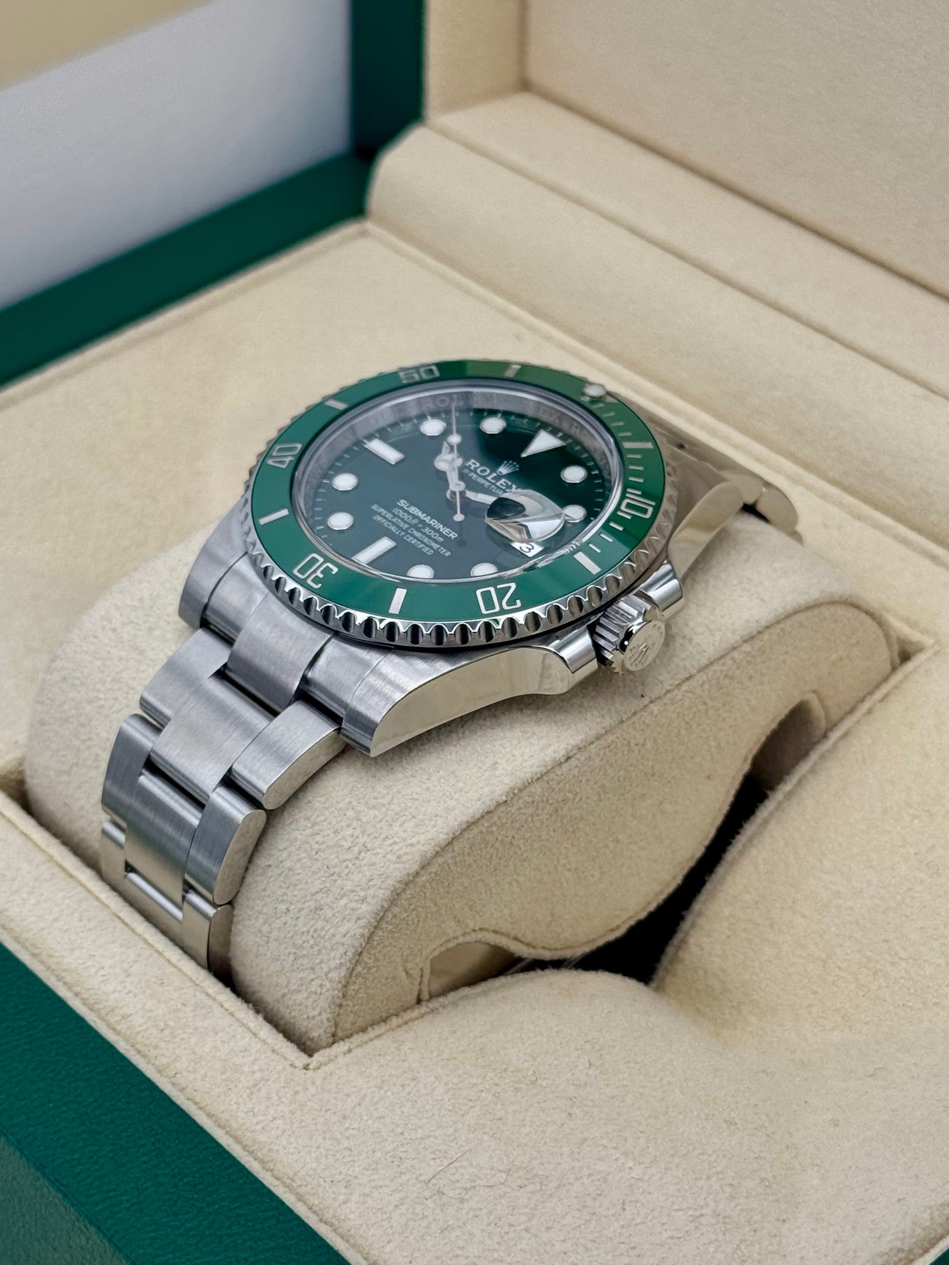2018 Rolex Submariner “Hulkâ€?40mm 116610LV Green Dial - MyWatchLLC