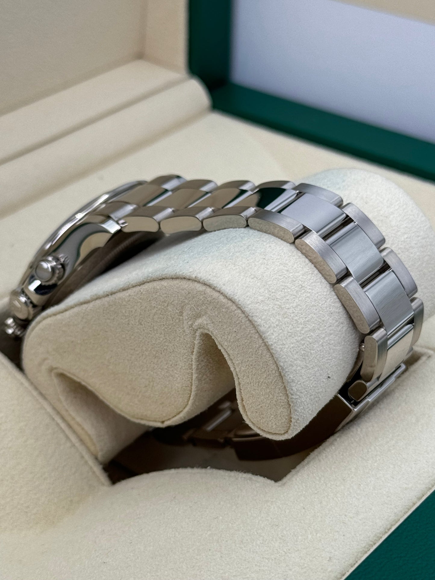 2021 Rolex Daytona 40mm 116509 White Gold Blue Dial - MyWatchLLC