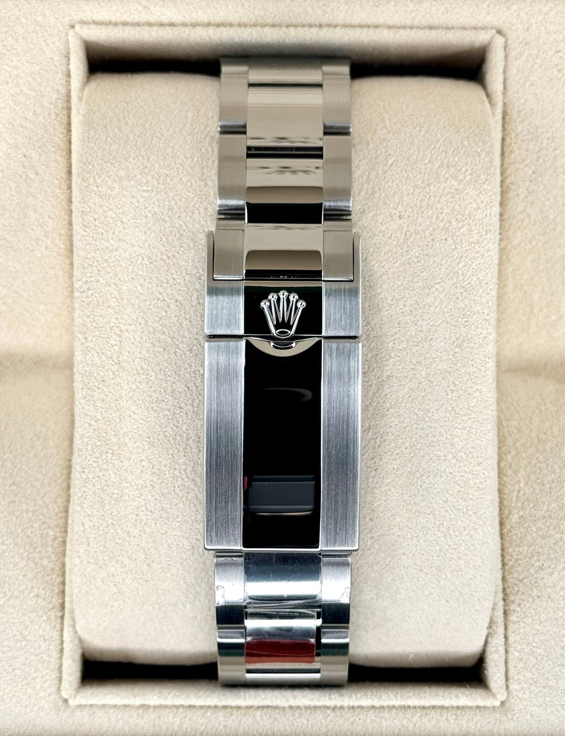 2012 Rolex GMT-Master II 40mm 116710LN Stainless Steel Black Dial - MyWatchLLC