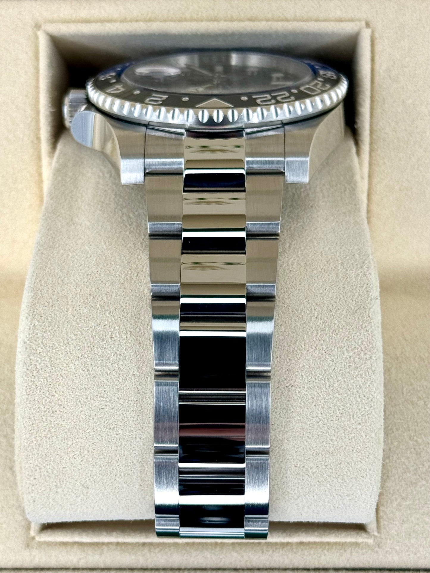 2019 Rolex GMT-Master II "Batman" 40mm 116710BLNR Oyster - MyWatchLLC