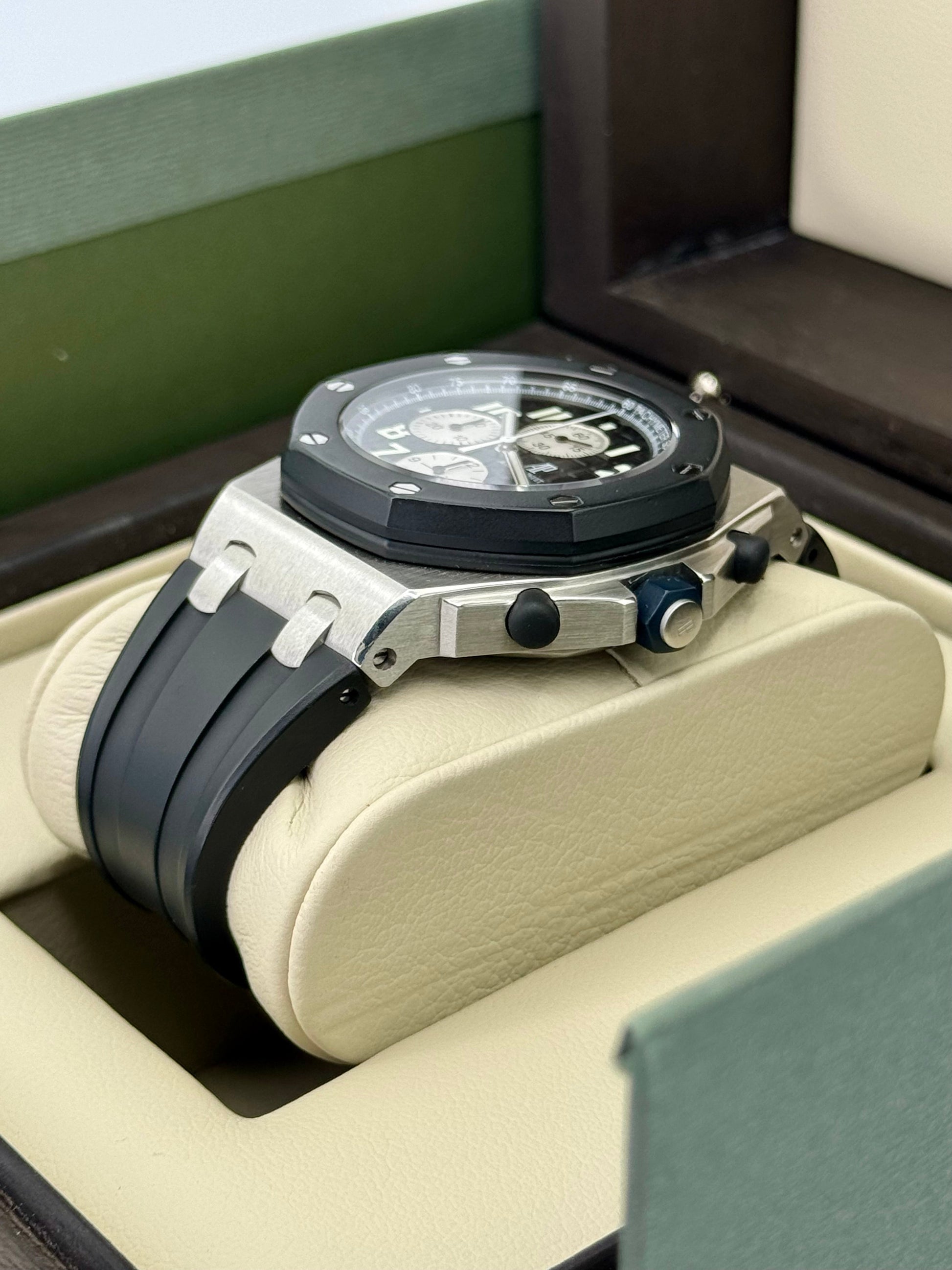 2006 AP Royal Oak Offshore 42mm 25940SK.OO.D002CA.01.A Chronograph - MyWatchLLC